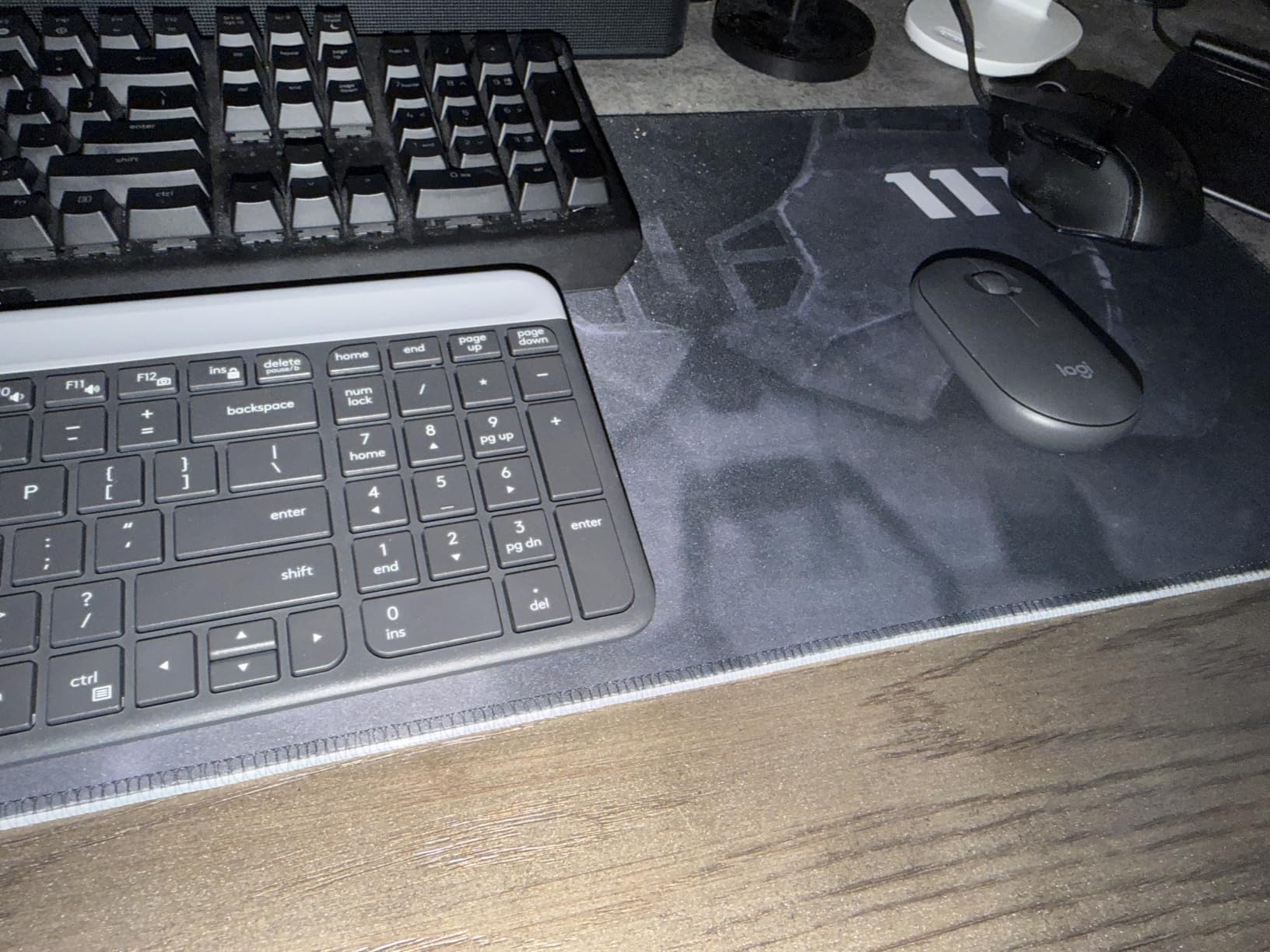 Logitech MK470 Slim Wireless Combo Compact Keyboard and Mouse - Off White | Compact low-profile quiet keyboard, slim ambidextrous quiet mouse, ultra-thin, for small desk spaces customer photo 1