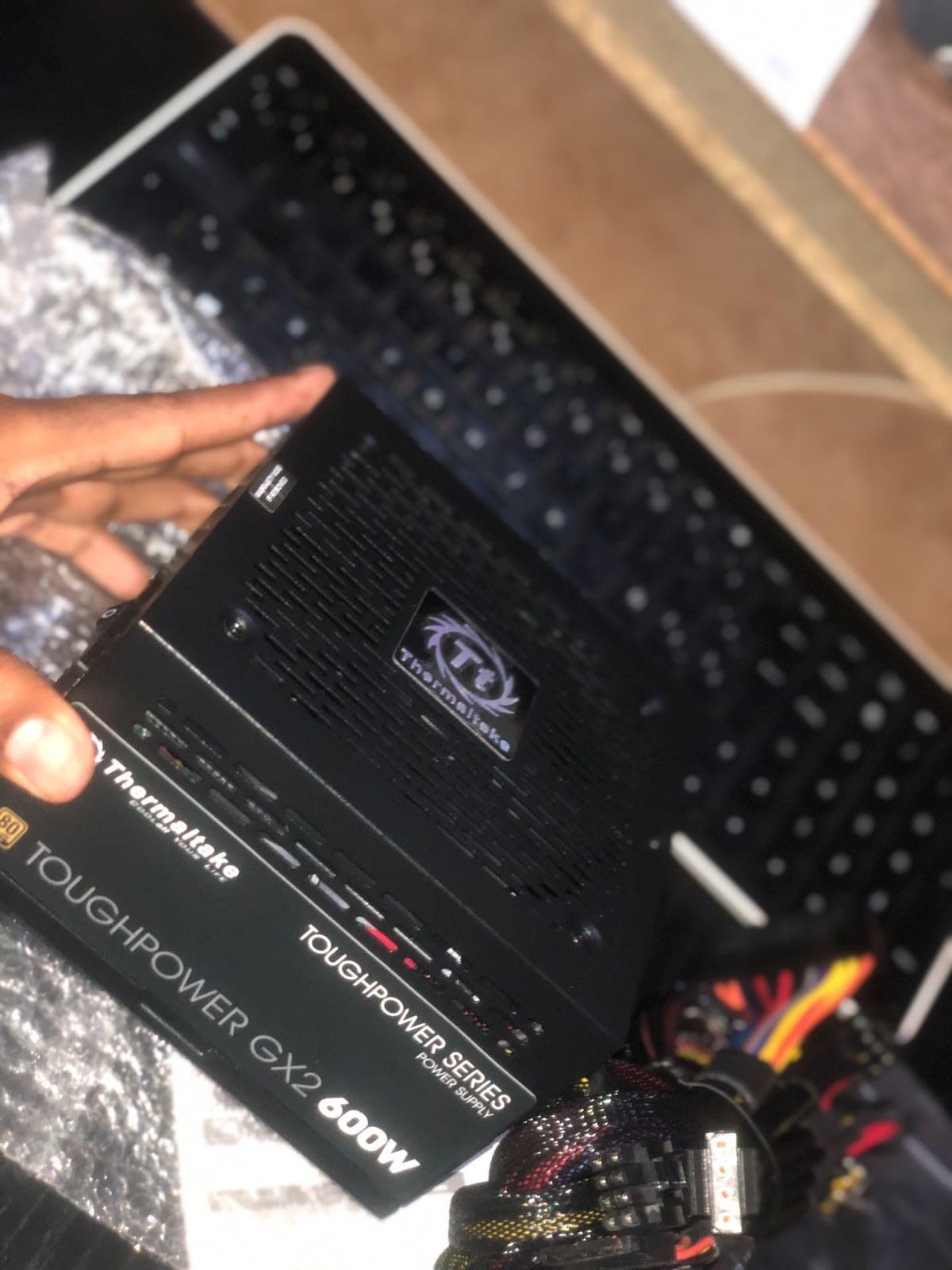 Thermaltake Toughpower GX2 80+ Gold 600W SLI/Crossfire Ready Continuous Power ATX 12V V2.4/EPS V2.92 Non Modular Power Supply 5 Year Warranty customer photo 1