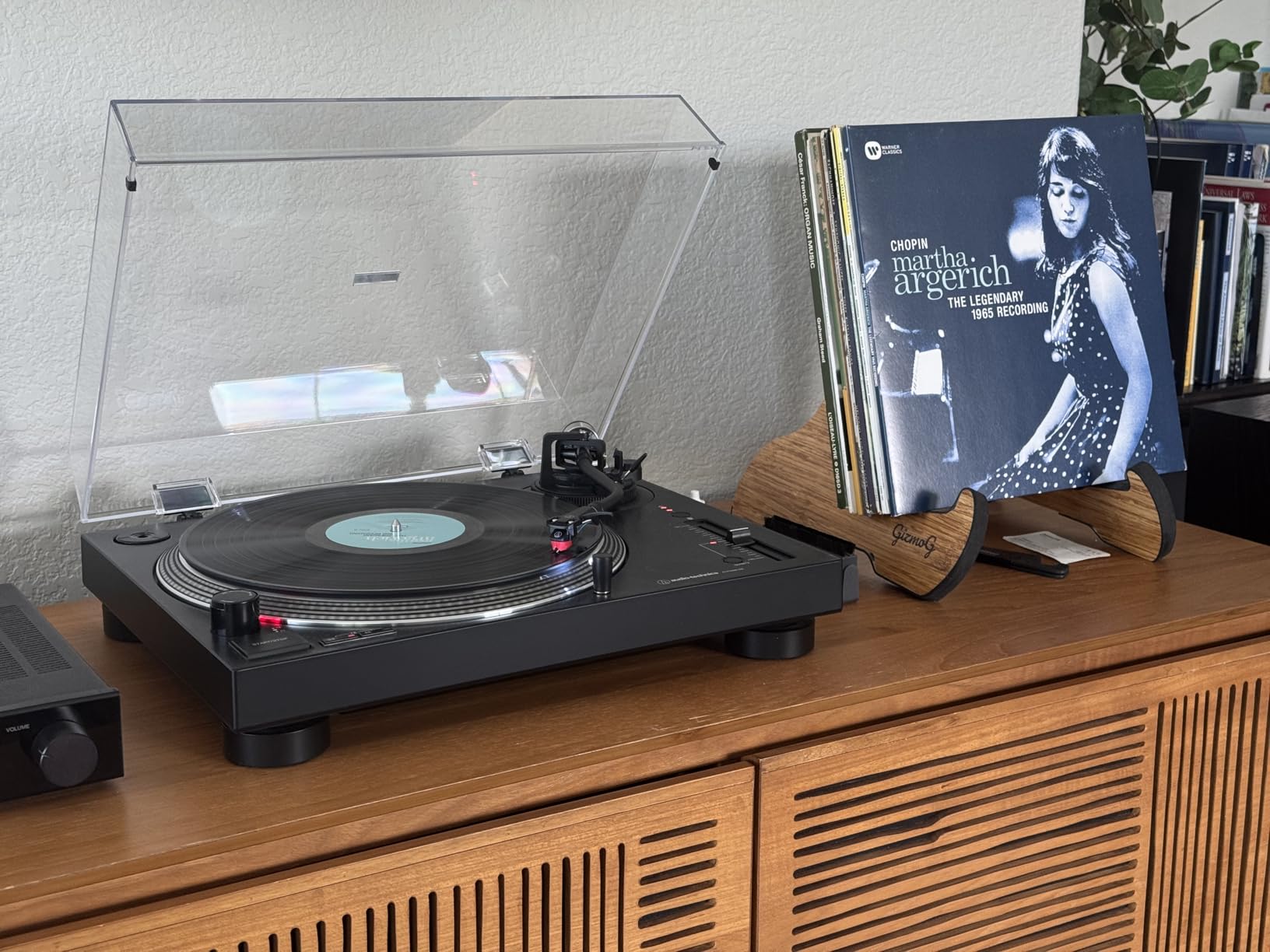 Audio-Technica AT-LP120XBT-USB-BK Wireless Direct-Drive Turntable (Analog, Wireless & USB), Fully Manual, 3 Speed, Convert Vinyl to Digital, Built-in Pre-Amp, Black customer photo 2
