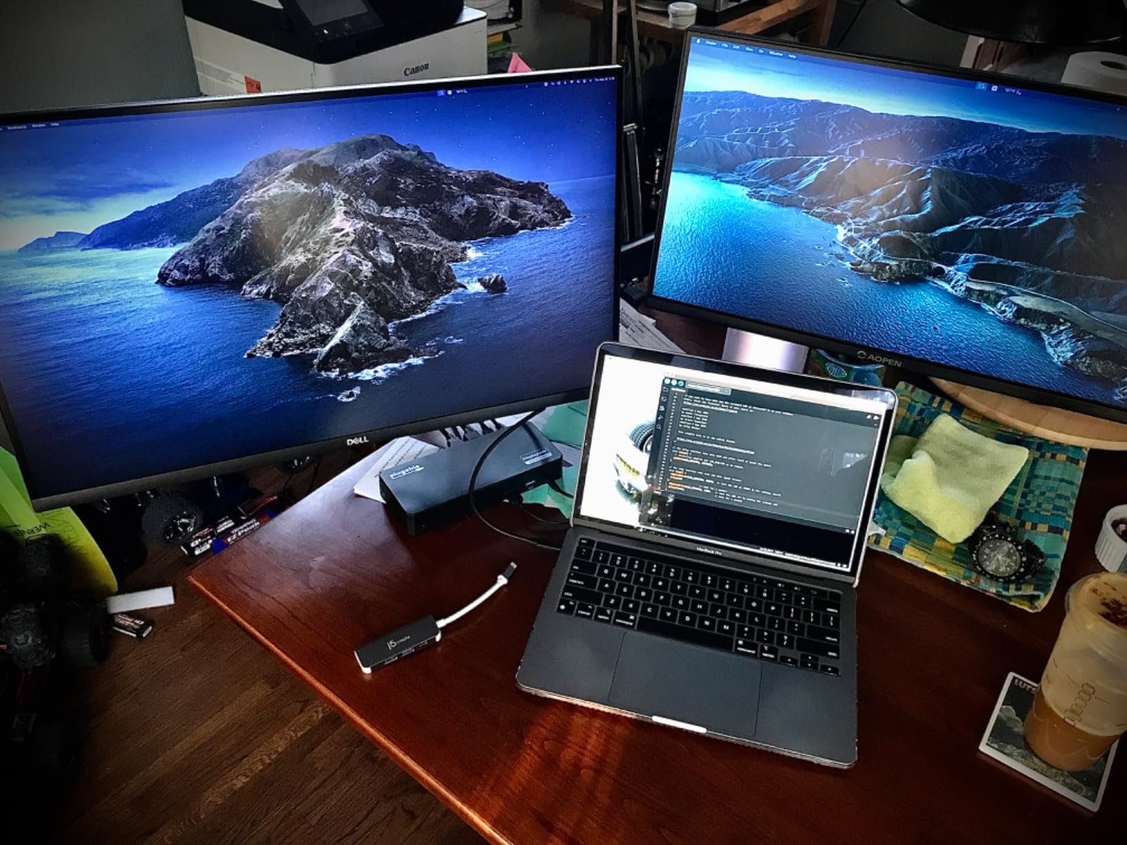 Plugable USB C Triple Display Docking Station, 100W PD, 3x HDMI (1x 4K 30Hz, 2x 1080p 60Hz), 6x USB 5Gbps Ports, Windows, macOS, ChromeOS Compatible customer photo 1
