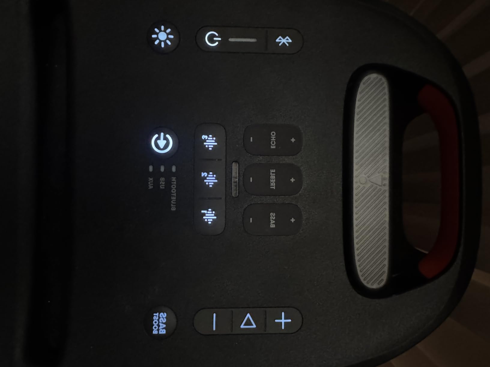 JBL Partybox 310 - Portable Party Speaker with Long Lasting Battery, Powerful JBL Sound and Exciting Light Show, Black customer photo 1