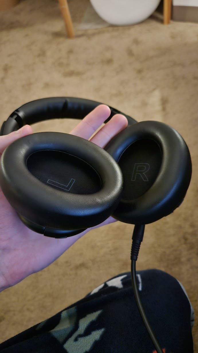 Soundcore by Anker Q30 Hybrid Active Noise Cancelling Headphones, Over-Ear Bluetooth, 50H ANC Playtime - Black customer photo 1
