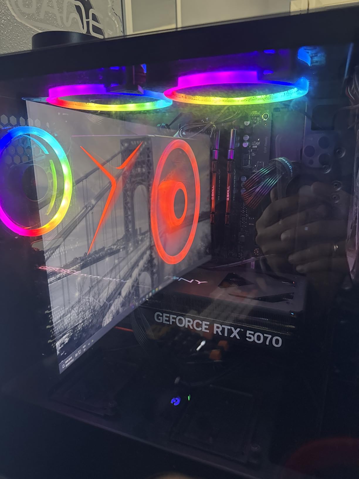 GIGABYTE B550 AORUS Elite AX V2 AMD AM4 ATX Motherboard, Supports Ryzen 5000/4000/3000 Processors, DDR4, 12+2 Power Phase, 2X M.2, PCIe 4.0, Front USB-C, WIFI6, 2.5 GbE LAN, Q-Flash Plus, RGB Fusion customer photo 1