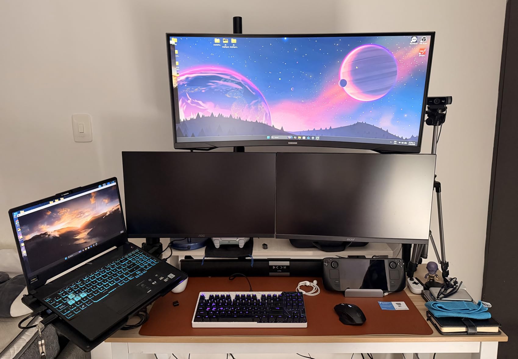Samsung 34' Odyssey G5 Ultra-Wide Gaming Monitor with 1000R Curved Screen, 165Hz, 1ms, FreeSync Premium, WQHD customer photo 2
