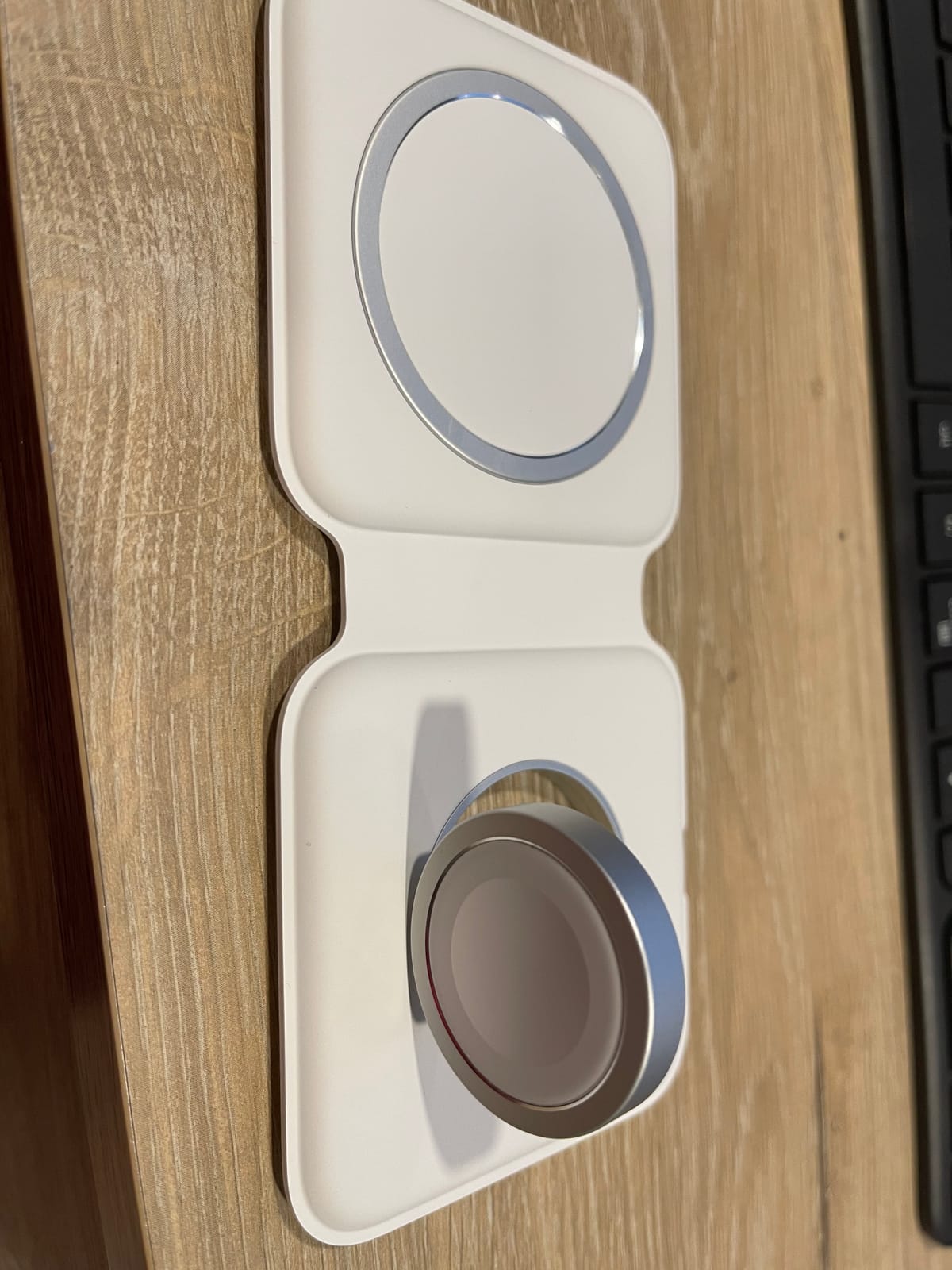 Apple MagSafe Duo - Wireless Charger with Fast Charging Capability, Type C Wall Charger, Compatible with iPhone, AirPods and Watch customer photo 1