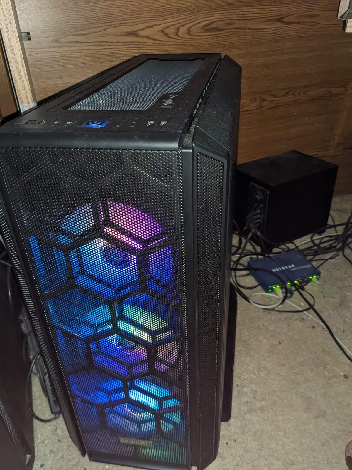 be quiet! Silent Base 802 Window ATX Midi Tower PC Case | 3 Pre-Installed Pure Wings 2 Fans | Sound Insulated | Tempered Glass Window | Black | BGW39 customer photo 2