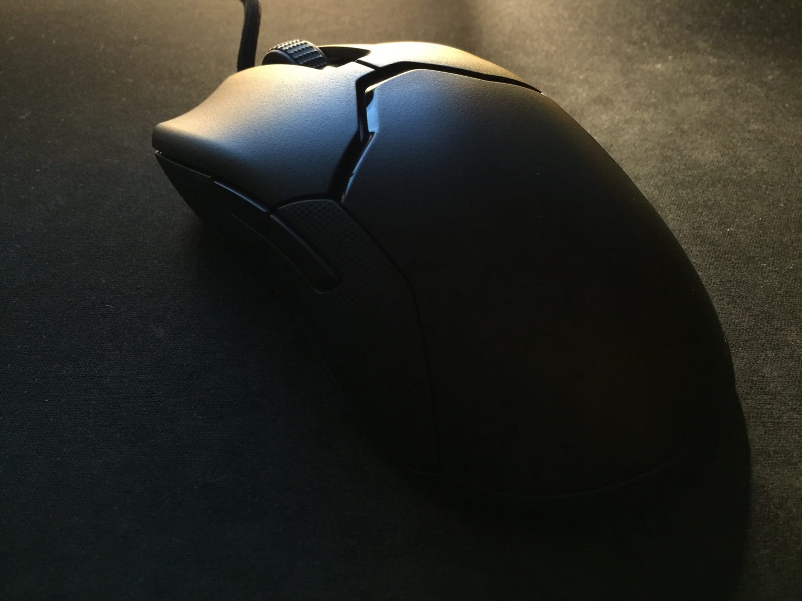 Razer Viper 8KHz Ultralight Ambidextrous Wired Gaming Mouse - 20K DPI Optical Sensor - Chroma RGB - 8 Programmable Buttons - 8000Hz HyperPolling customer photo 1