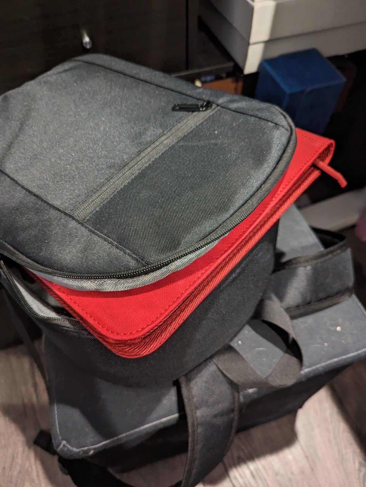 TARION Small Camera Backpack for Photographers Compact 12L Black TB-S customer photo 2