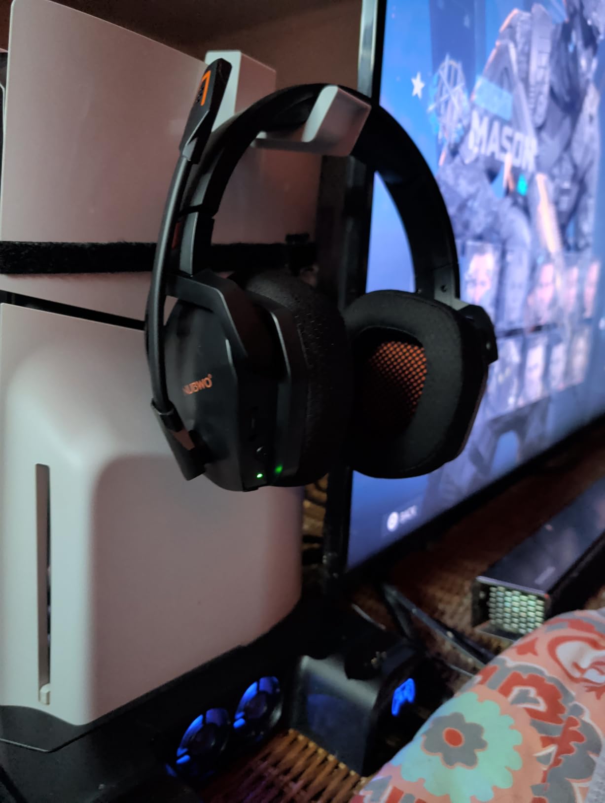 NUBWO Wireless Gaming Headset with Mic for Ps5 Ps4 PC, Zero Interference, 100-Hour Battery All-Day Play, 23ms Sync for Fortnite & Call of Duty/FPS Gamers, Triple Mode All Devices Compatible - Orange customer photo 2