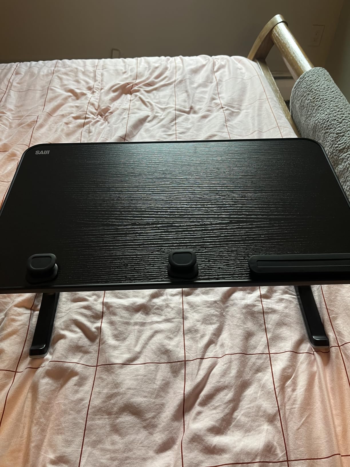 SAIJI Height & Angle Adjustable Lap Desk Laptop Stand for Bed | LightWeight Foldable Portable Laptop Table for Couch Sofa Chair Floor customer photo 1