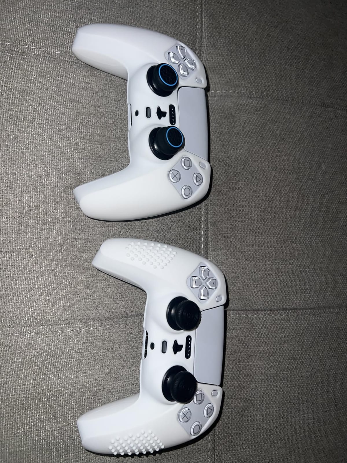 PlayVital Black Pure Series Anti-Slip Silicone Cover Skin for PS5 Controller with Thumb Grip Caps customer photo 2