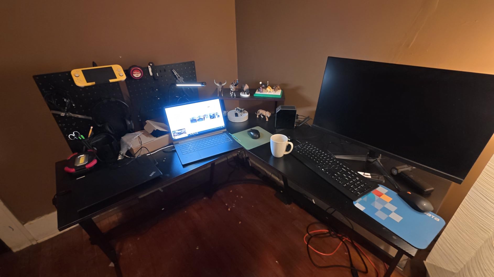 Homall L Shaped Gaming Desk Computer Corner Desk PC Gaming Desk Table, Black, 51 Inch | with Large Monitor Riser Stand for Home Office Sturdy Writing Workstation customer photo 1