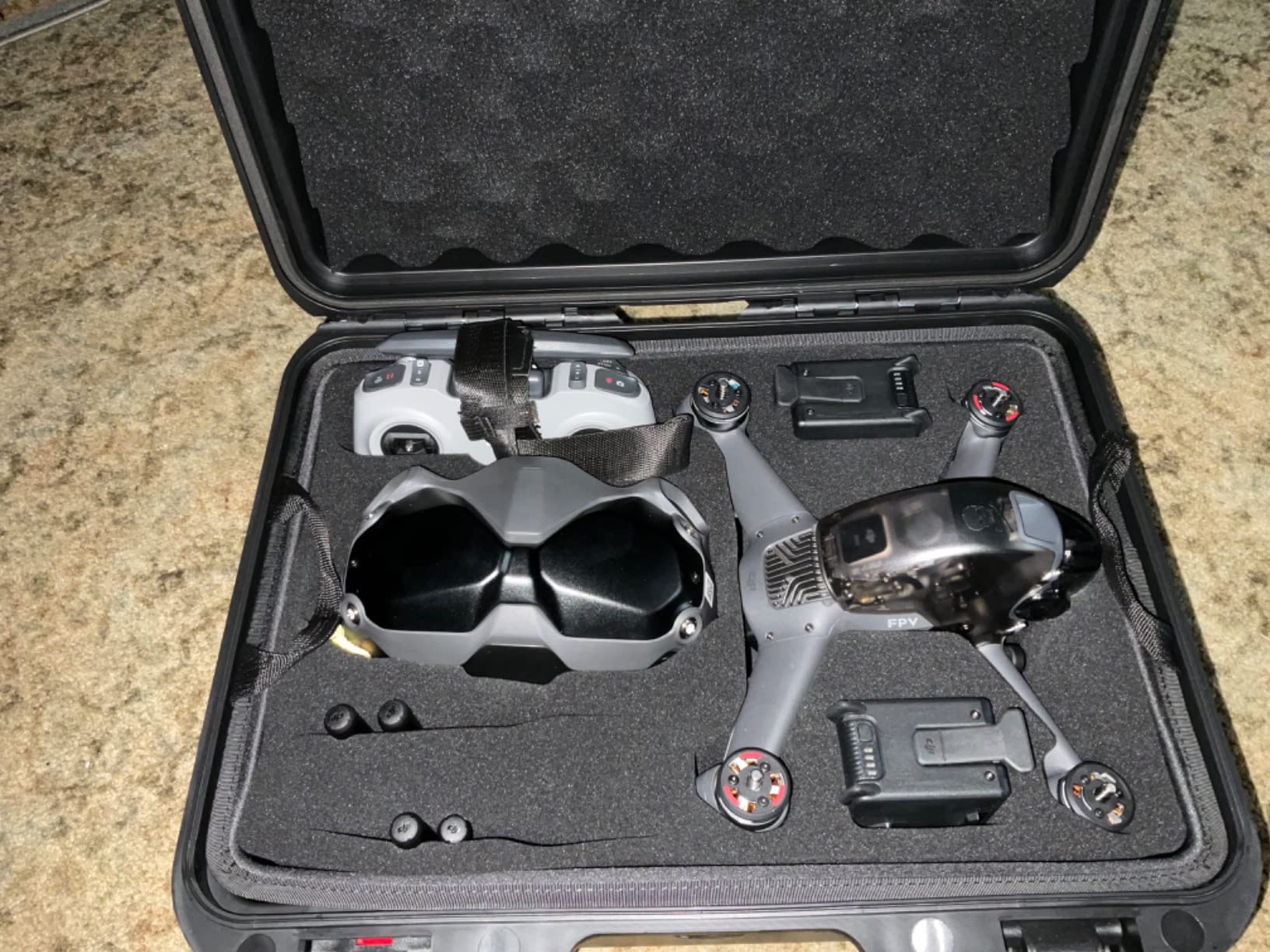 DJI FPV Drone Combo with Remote Controller and Goggles CP.FP.00000001.01 (Renewed) customer photo 1