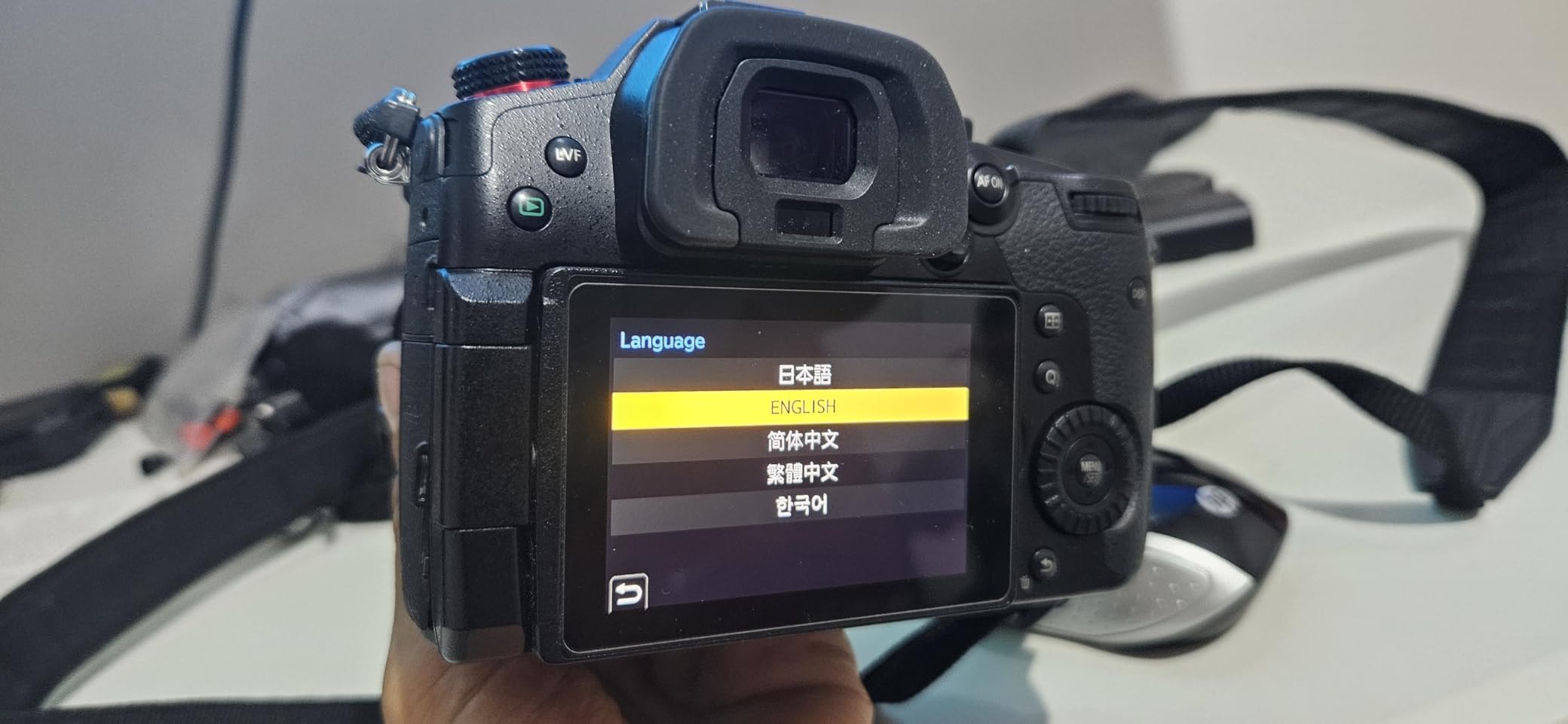 Panasonic LUMIX GH5M2, 20.3MP Mirrorless Micro Four Thirds Camera, 4K 4:2:2 10-Bit Video, Unlimited Recording customer photo 1