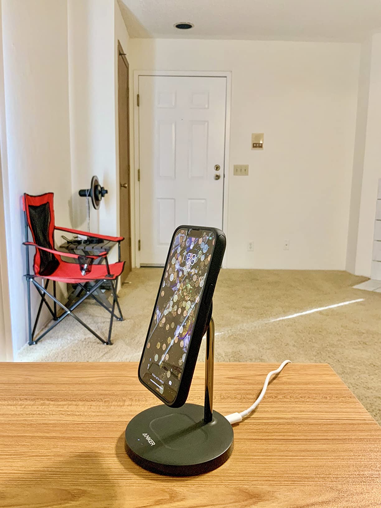 Anker PowerWave 2-in-1 MagSafe Compatible Wireless Charging Stand | Magnetic Dual-Device Dock Lite for iPhone 16 / 15 / 14 / 13 Series, AirPods 2 / Pro customer photo 1