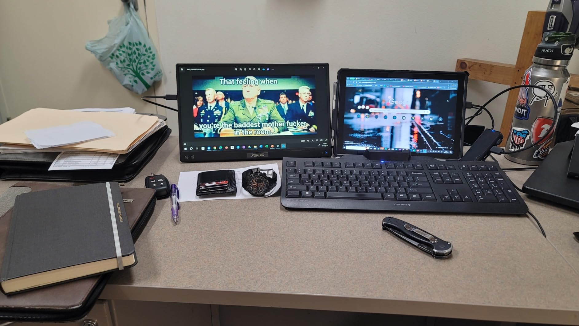 ASUS ZenScreen 15.6 Inch Portable Monitor - 1080P, Full HD, IPS, USB Type-C, Eye Care, Kickstand, for Laptop, PC, Phone, Console, Anti-Glare Surface, 3-Year Warranty - MB16ACV customer photo 1