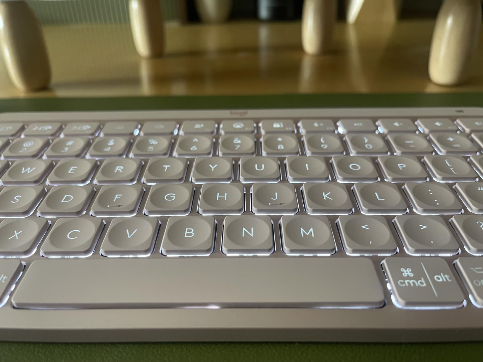 Logitech MX Keys Mini Minimalist Wireless Illuminated Keyboard - Graphite | USB-C rechargeable, pairs with 3 devices via Bluetooth, Smart keys flow, compatible with macOS/ iOS/Windows/Linux/Android customer photo 2