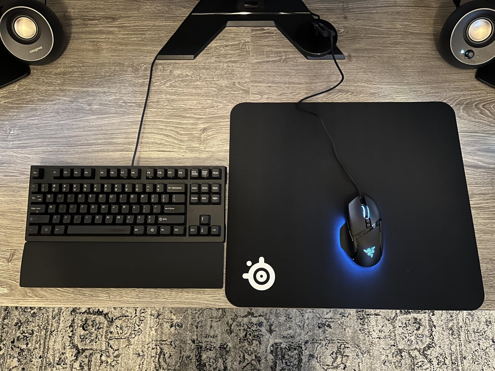 Razer Basilisk V3 Customizable RGB Wired Ergonomic Gaming Mouse, Black | Fastest Gaming Mouse Switch, Chroma RGB Lighting, 26K DPI Optical Sensor, 11 Programmable Buttons, HyperScroll Tilt Wheel customer photo 2