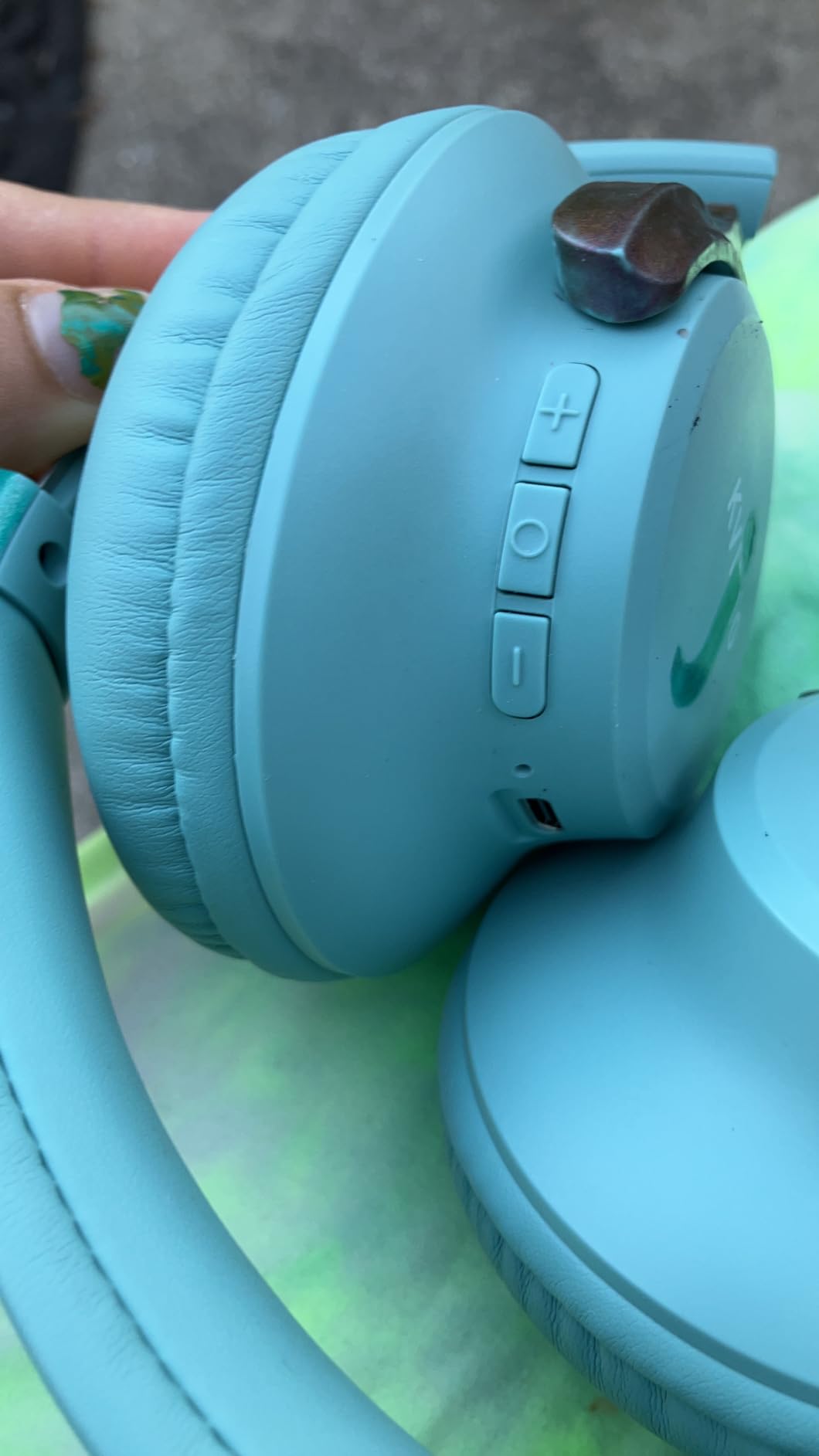 KVIDIO Bluetooth Headphones Wireless Over Ear Headsets 65H Playtime customer photo 2