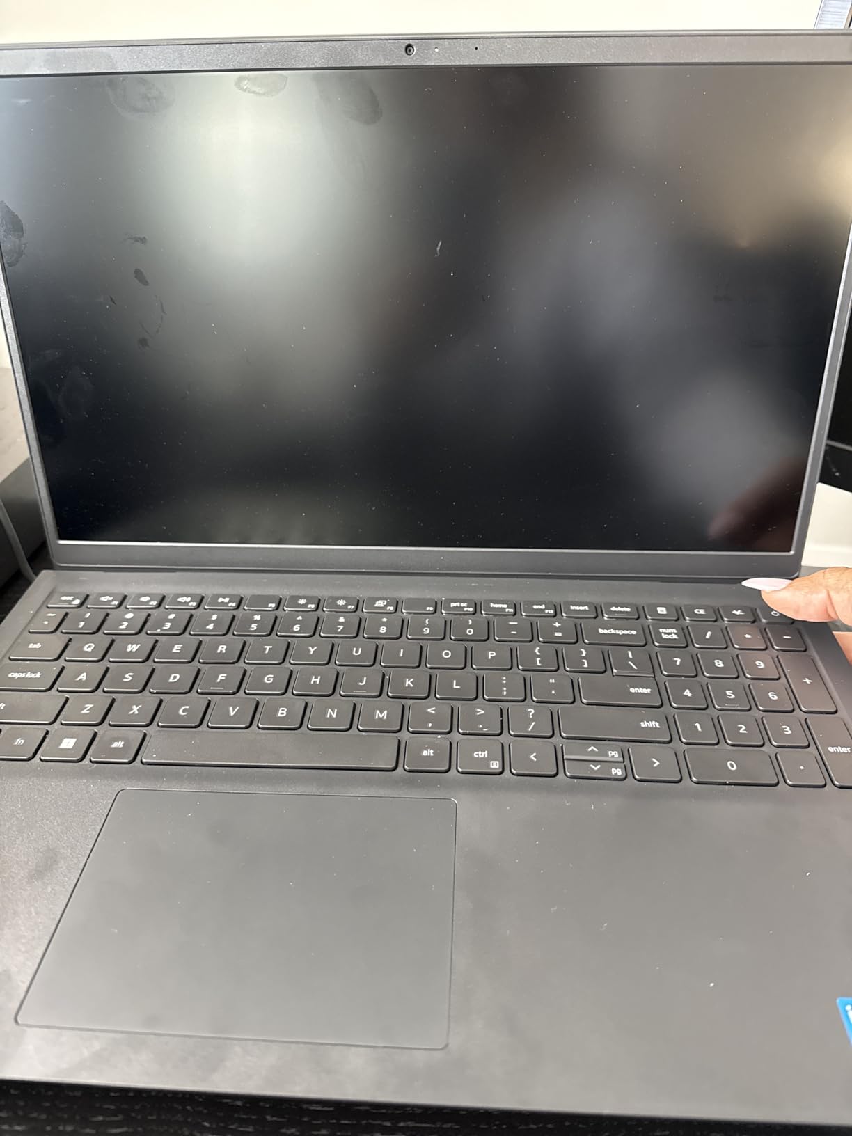 Dell 15.6 Laptop, FHD, Intel Core 3 100U, 8 GB RAM, Windows 11 Home | Anti-Glare IPS WVA, 250 nits, Intel UHD Graphics, DDR4, 512GB SSD, Wi-Fi 6 & Bluetooth, DC15250 customer photo 2