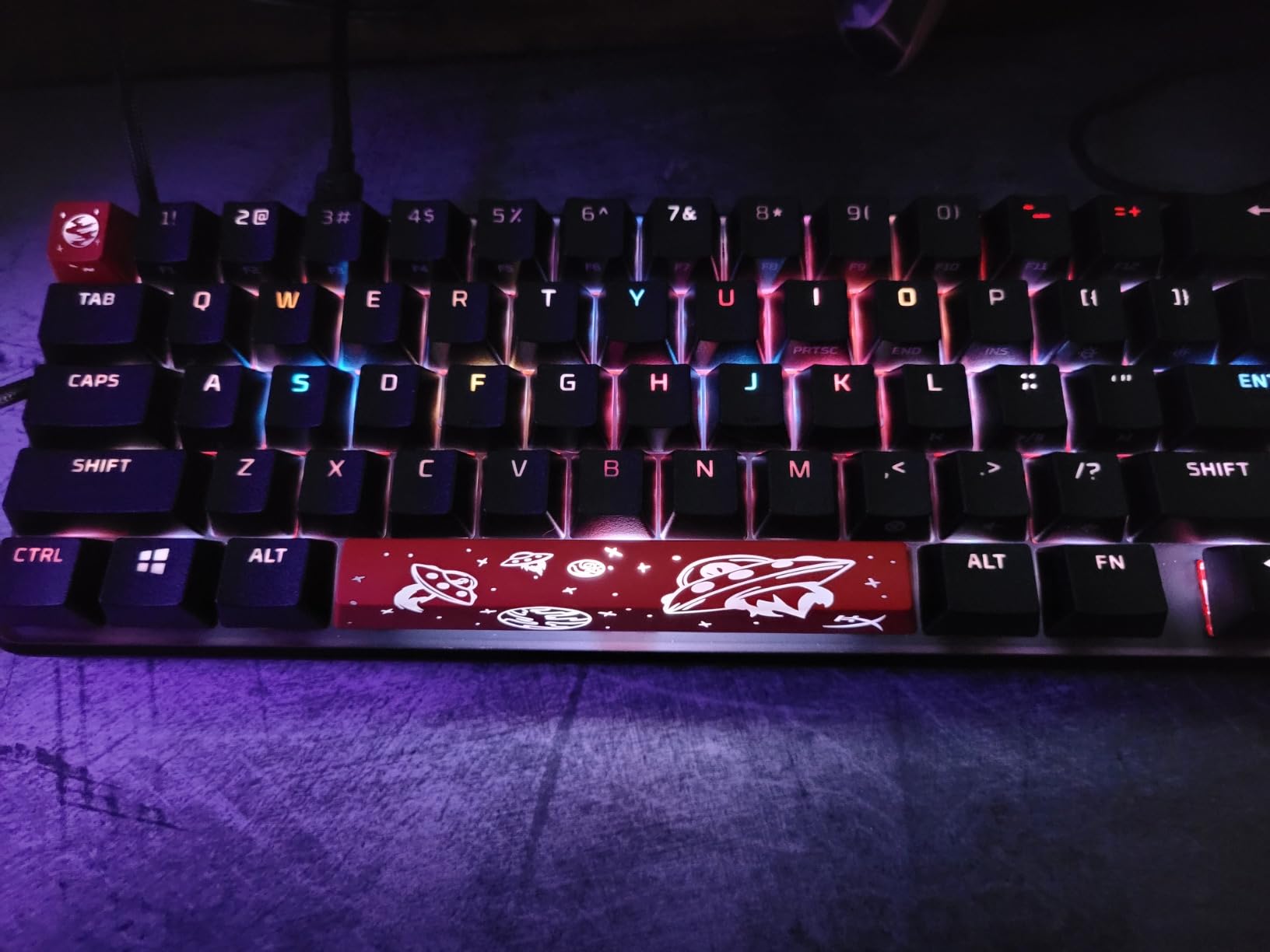 HyperX Alloy Origins 65 - Mechanical Gaming Keyboard - Compact 65% Form Factor - Linear Red Switch - Double Shot PBT Keycaps - RGB LED Backlit - NGENUITY Software Compatible, Black customer photo 1