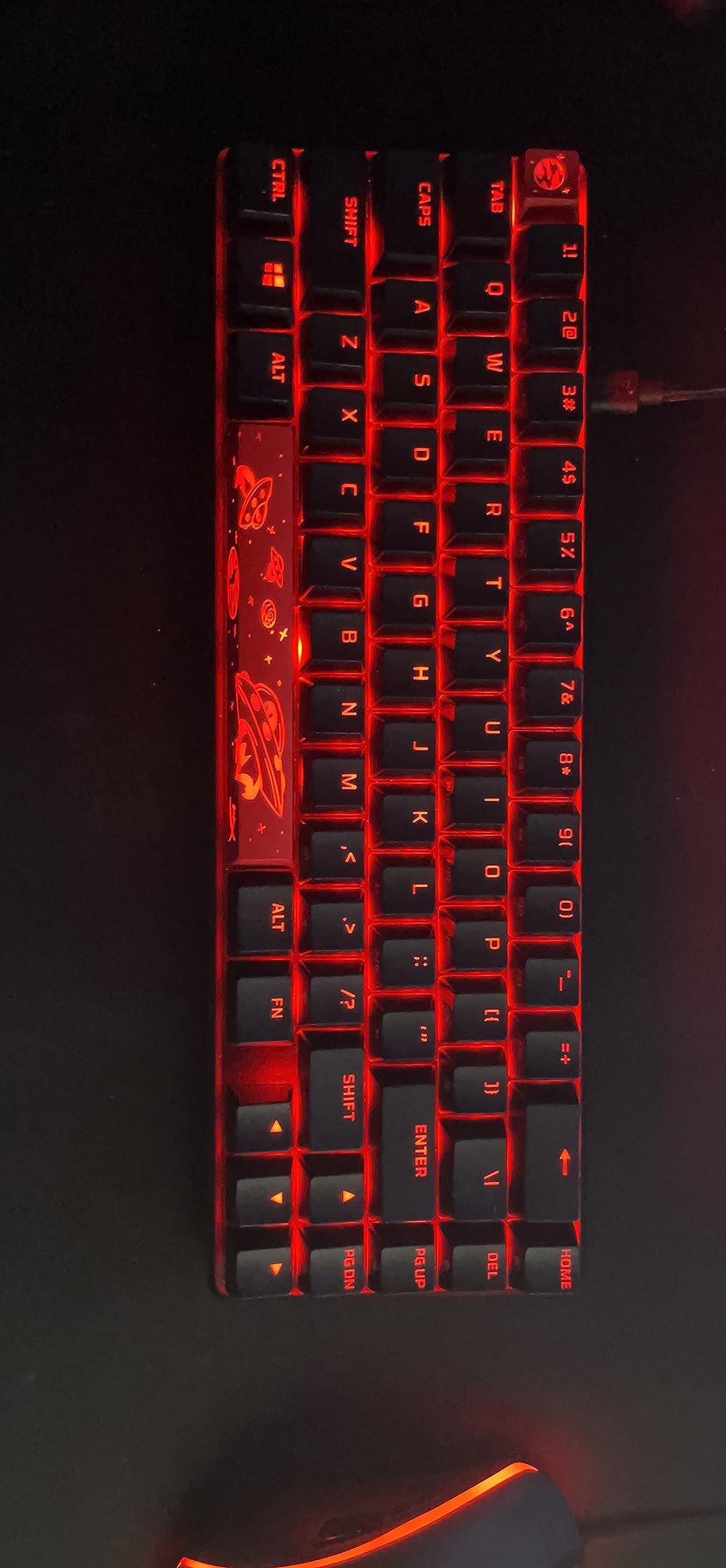 HyperX Alloy Origins 65 - Mechanical Gaming Keyboard - Compact 65% Form Factor - Linear Red Switch - Double Shot PBT Keycaps - RGB LED Backlit - NGENUITY Software Compatible, Black customer photo 2