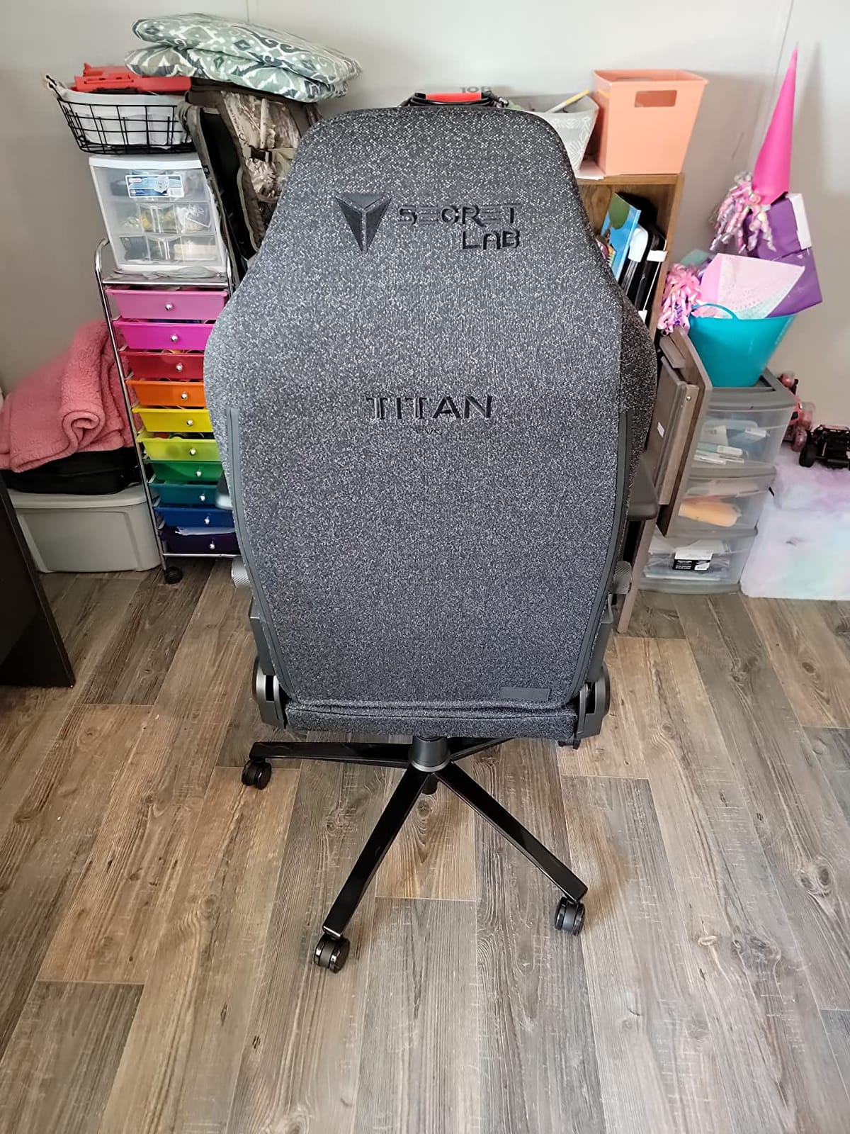 Secretlab Titan Evo Black3 Gaming Chair - Regular, Fabric, Black, Ergonomic | Lumbar Support, High Back, Reclining, Magnetic Head Pillow, Standard (285 lbs), 4D Armrests, Height Adjustable customer photo 1