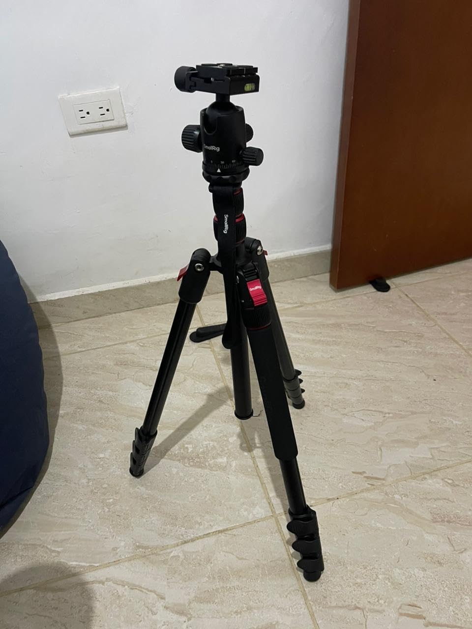SmallRig Camera Tripod, 71