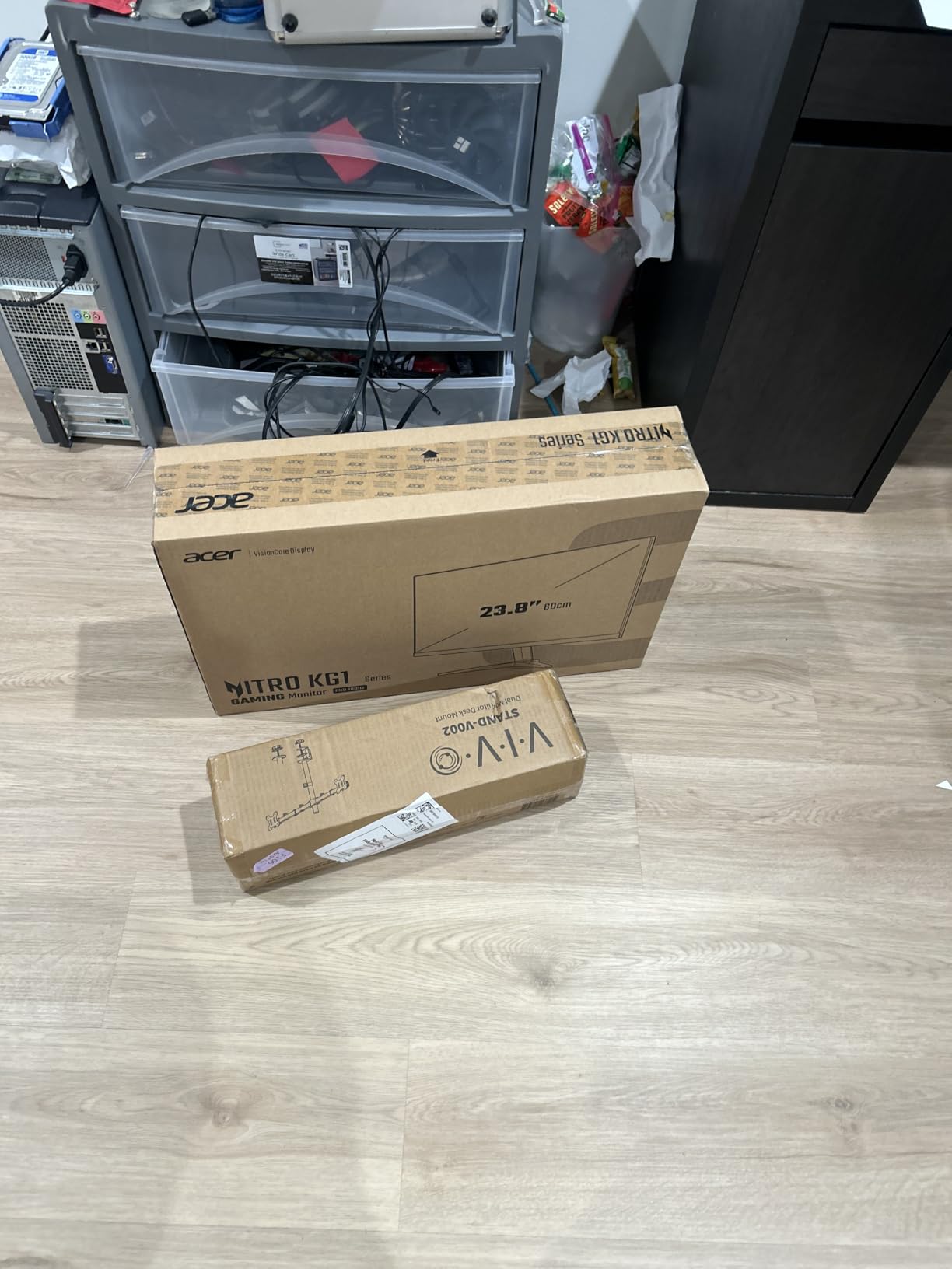 Acer Nitro 23.8in FHD 1920x1080 180Hz Gaming Monitor KG241Y Sbiip | 1ms, AMD FreeSync Premium, 2xHDMI, DisplayPort, VESA Mountable, Bluelight Filter, Flickerless Technology customer photo 2