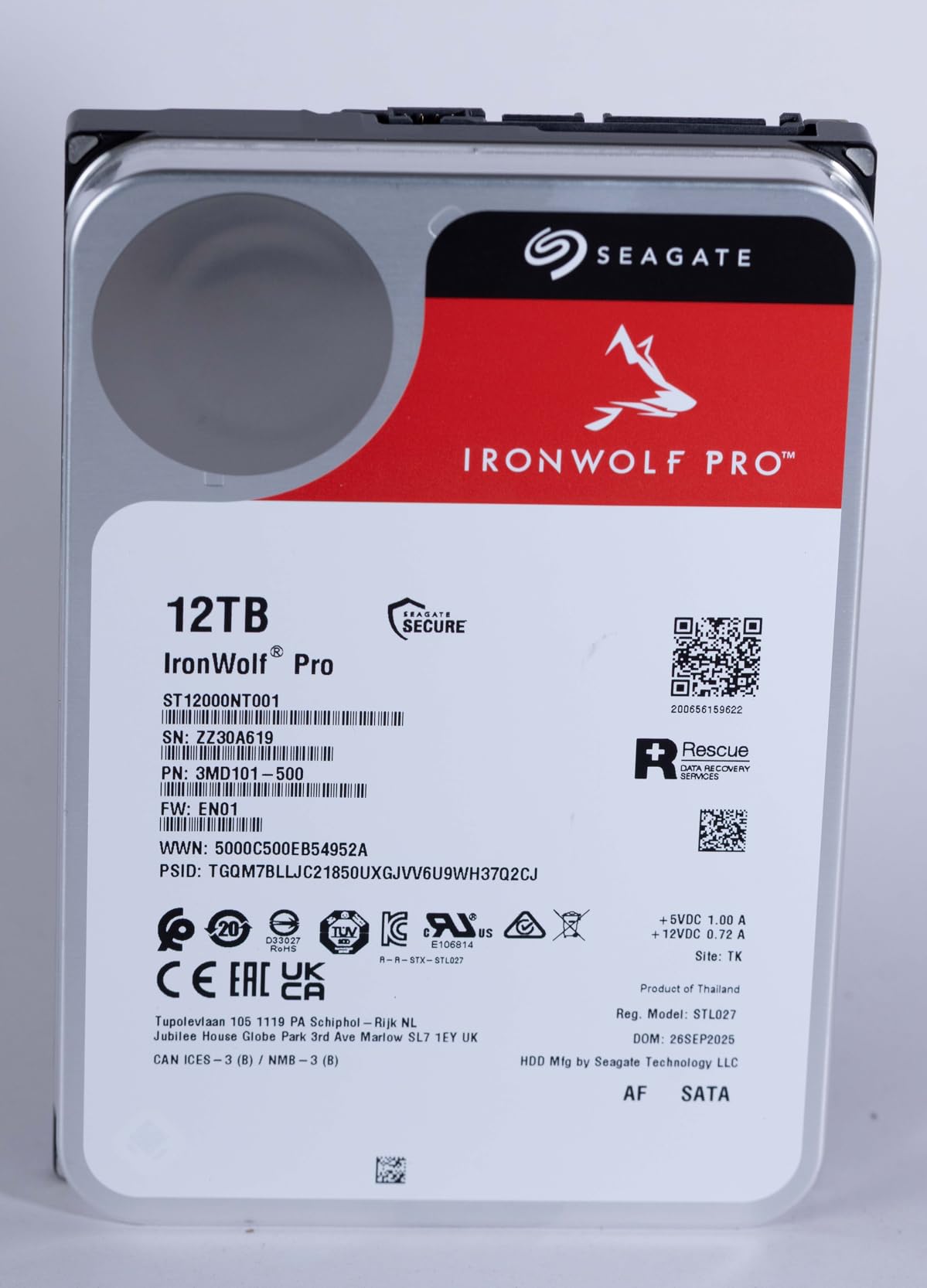 Seagate IronWolf Pro, 16 TB, Enterprise NAS Internal HDD - CMR 3.5 Inch, SATA 6 Gb/s, 7,200 RPM, 256 MB Cache for RAID Network Attached Storage (ST16000NT001) customer photo 2