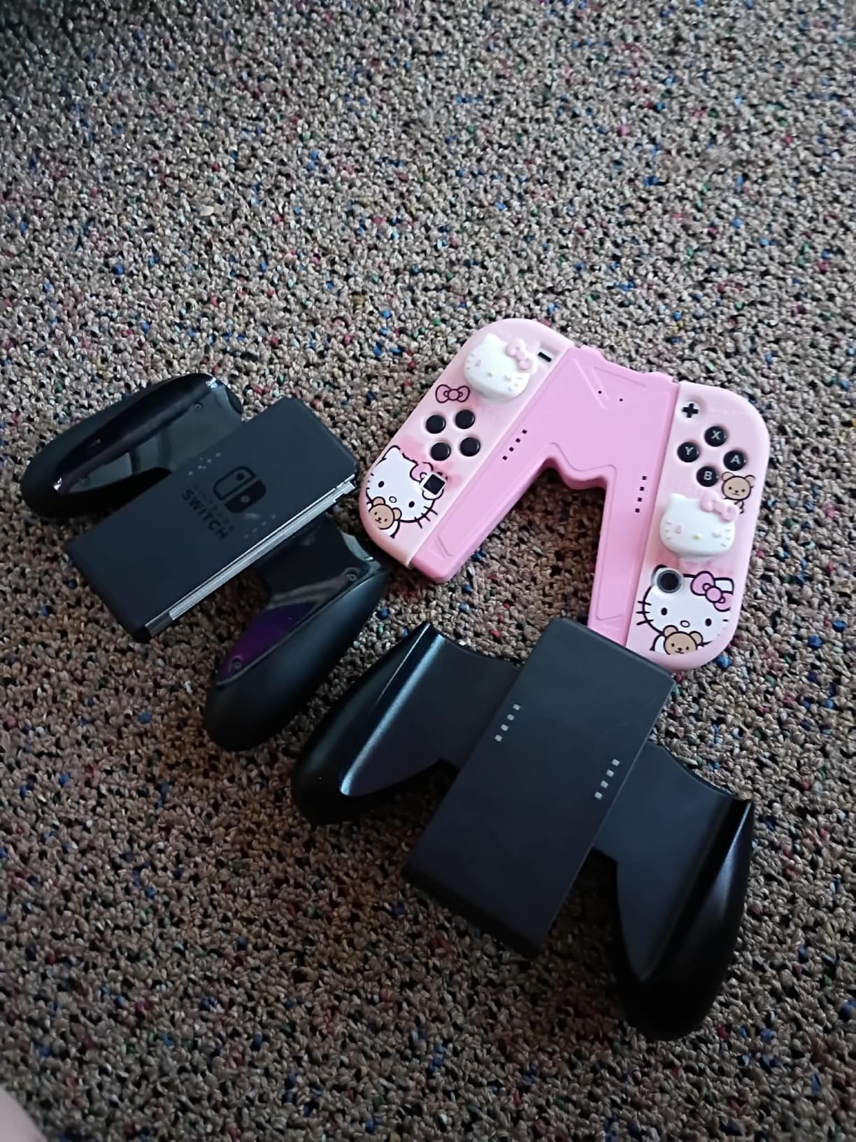 JINGDU Switch JoyCon Charging Grip Compatible with Nintendo Switch & OLED Model customer photo 1