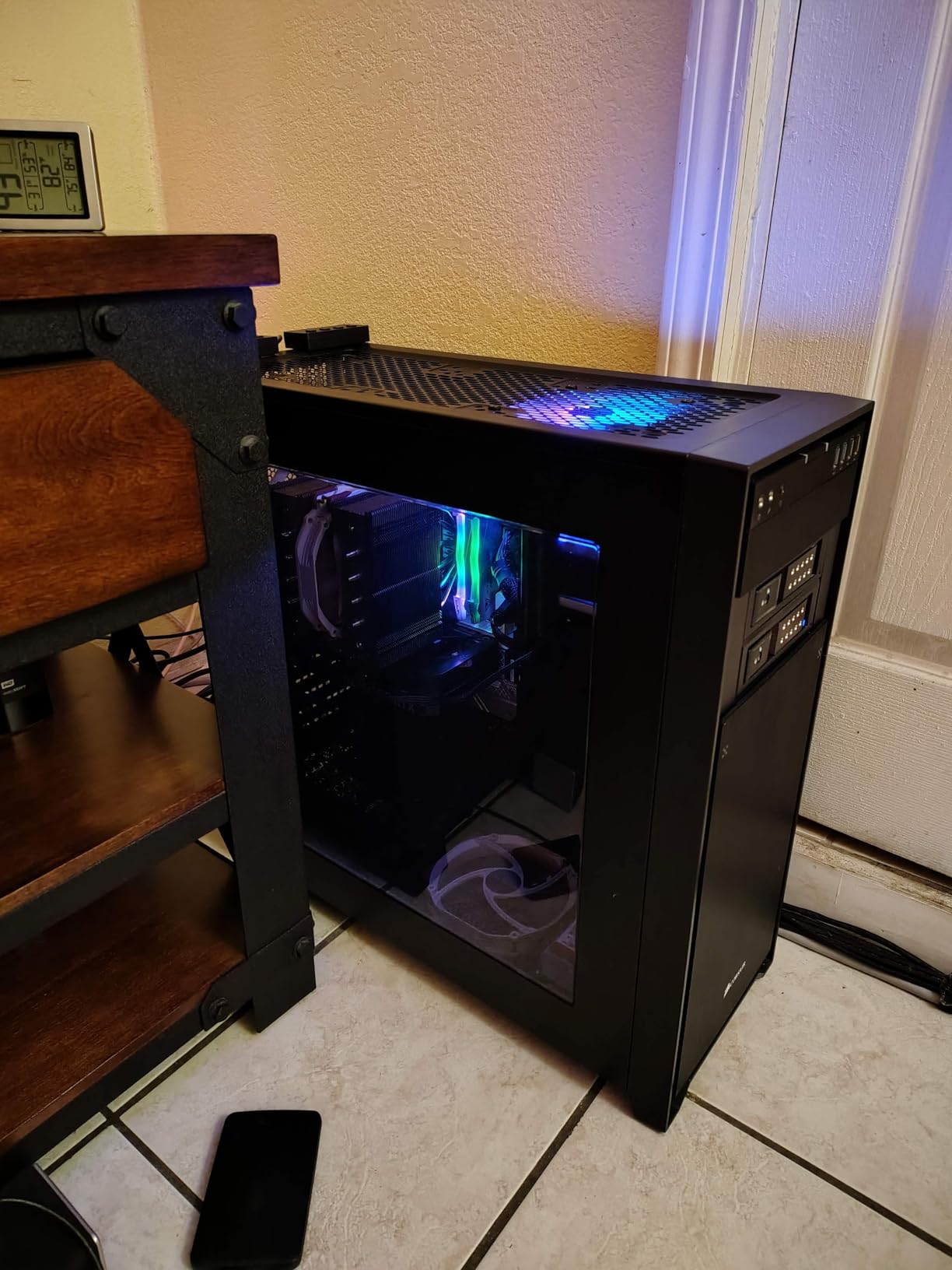 ASUS ROG STRIX X670E-A GAMING WIFI AMD X670 AM5 Ryzen Desktop 9000 8000 & 7000 ATX motherboard, 16+2 power stages, PCIe 5.0, DDR5, 4x M.2 slots with heatsink, USB 3.2 Gen 2x2, WiFi 6E, AI Cooling II customer photo 1