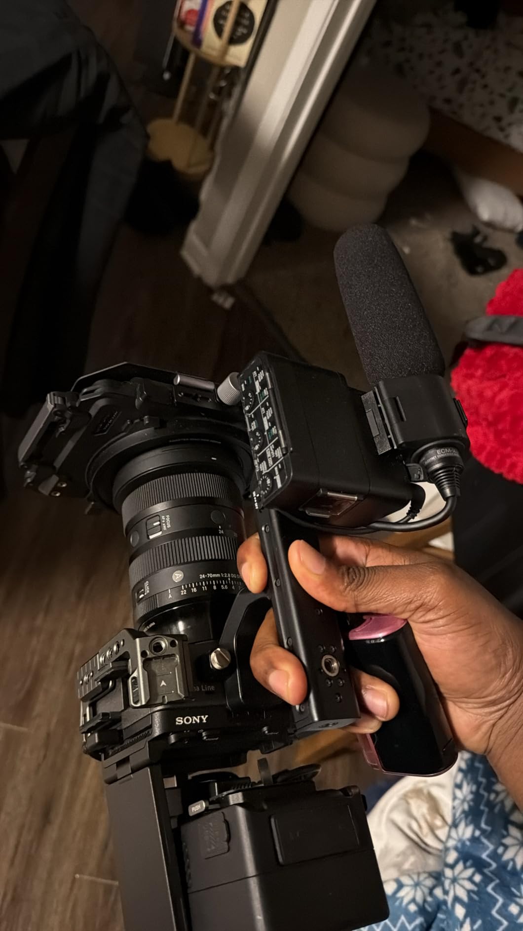 SONY Cinema Line FX30 Super 35 Camera, Gray | 20.1 MP Exmor R APS-C Image Sensor Effective for Movies customer photo 2