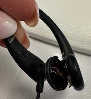 PHILIPS Over The Ear Earbuds, Flexible Wrap Around Earbuds, Around Ear Headphones with Mic Behind The Ear Headphones, Perfect for Sports, Running, Exercise, Gym (Black) customer photo 2