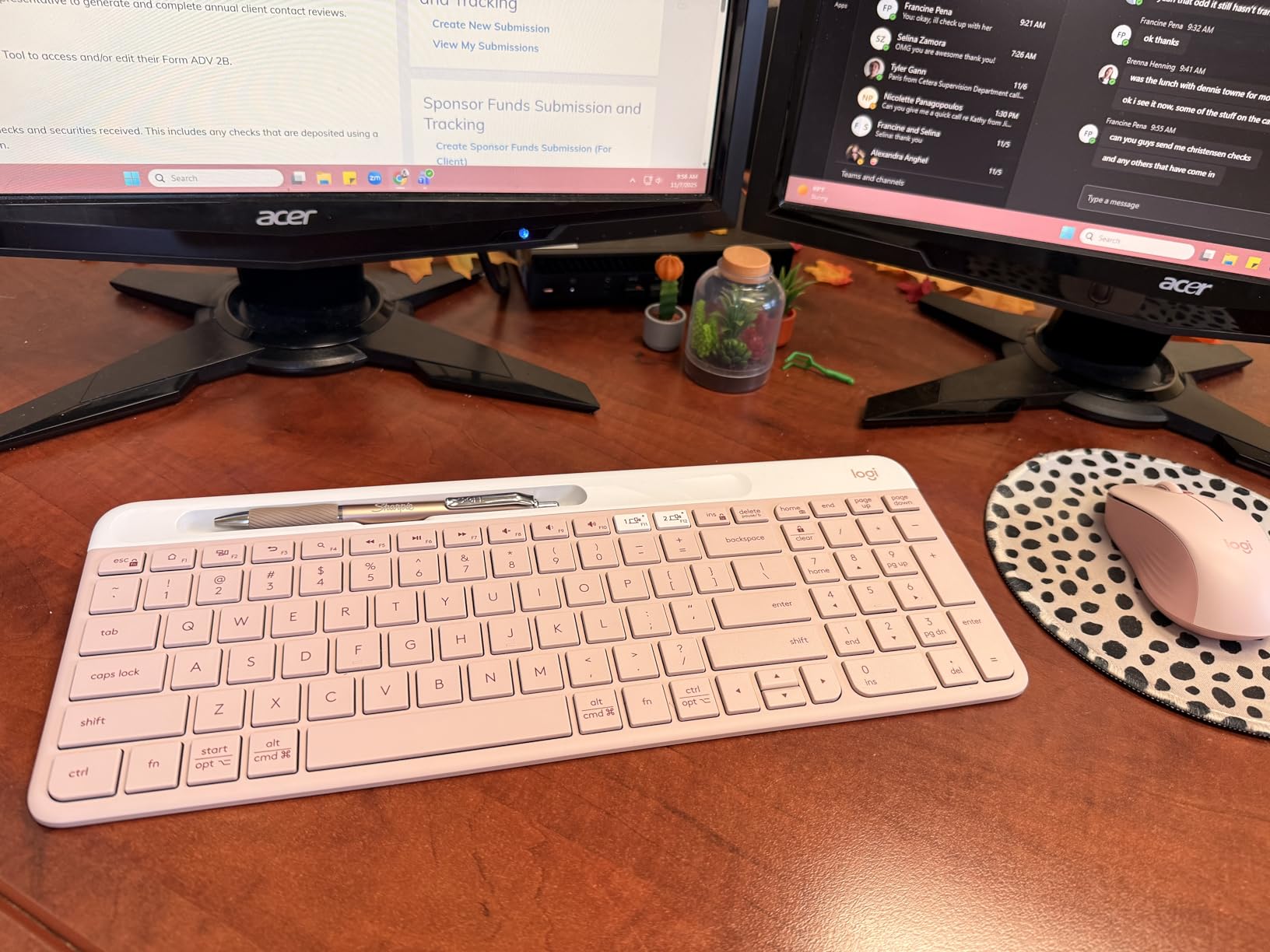 Logitech K585 Slim Wireless Keyboard with Built-in Phone Cradle - Graphite | Compact layout, full number pad, cradle holds smartphone or 10 in. tablet in landscape mode, Bluetooth, includes USB receiver customer photo 2