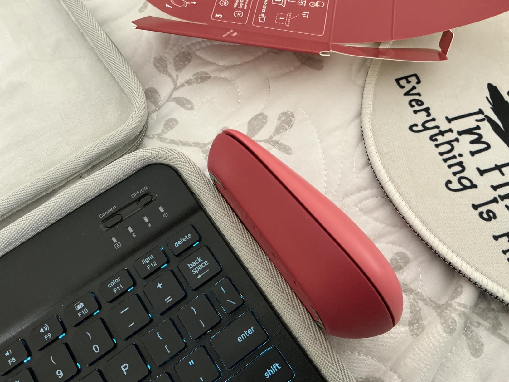 Logitech POP Mouse, Compact and Portable Wireless Bluetooth Mouse - Mist customer photo 1