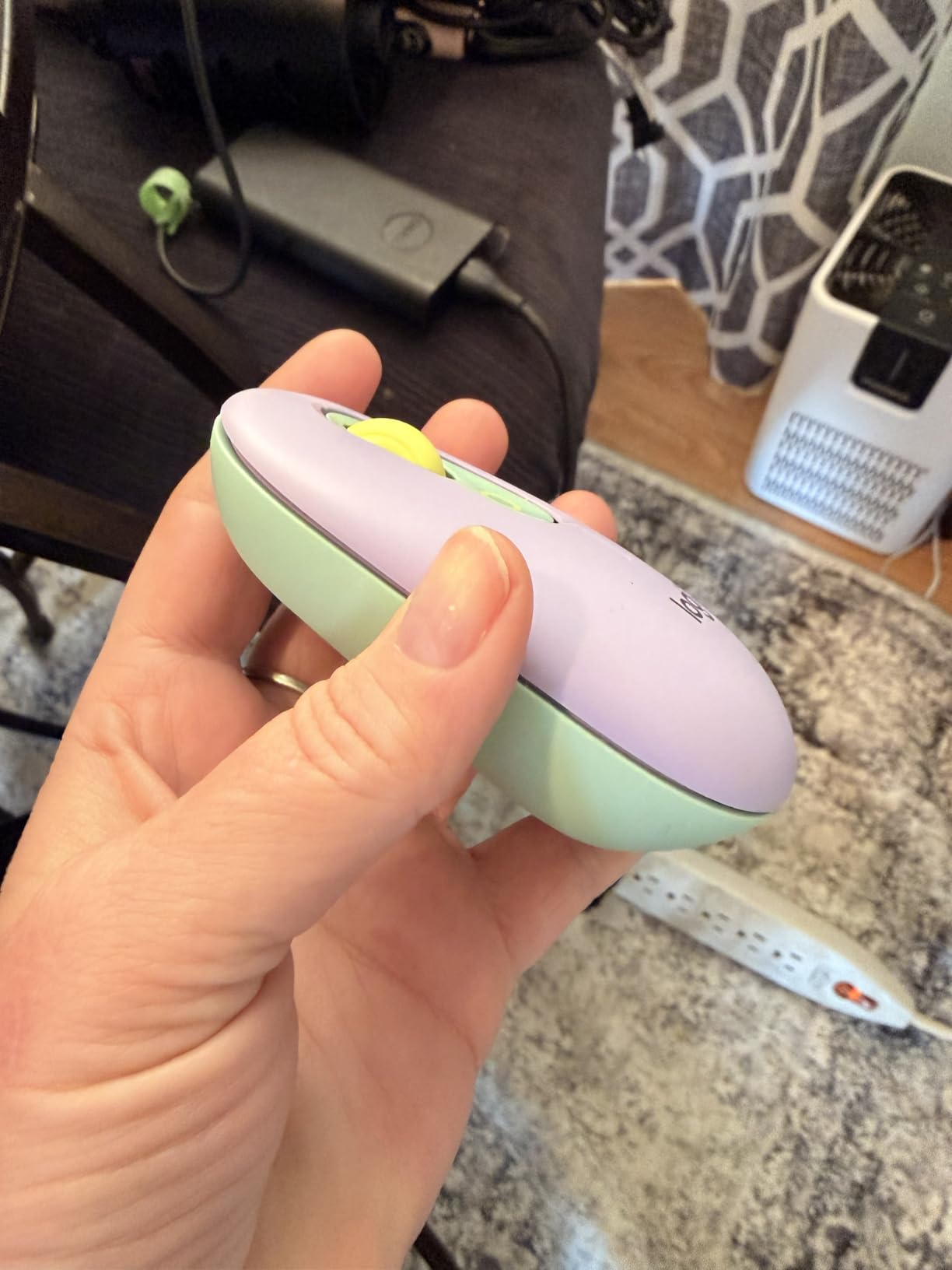 Logitech POP Mouse, Compact and Portable Wireless Bluetooth Mouse - Mist customer photo 2