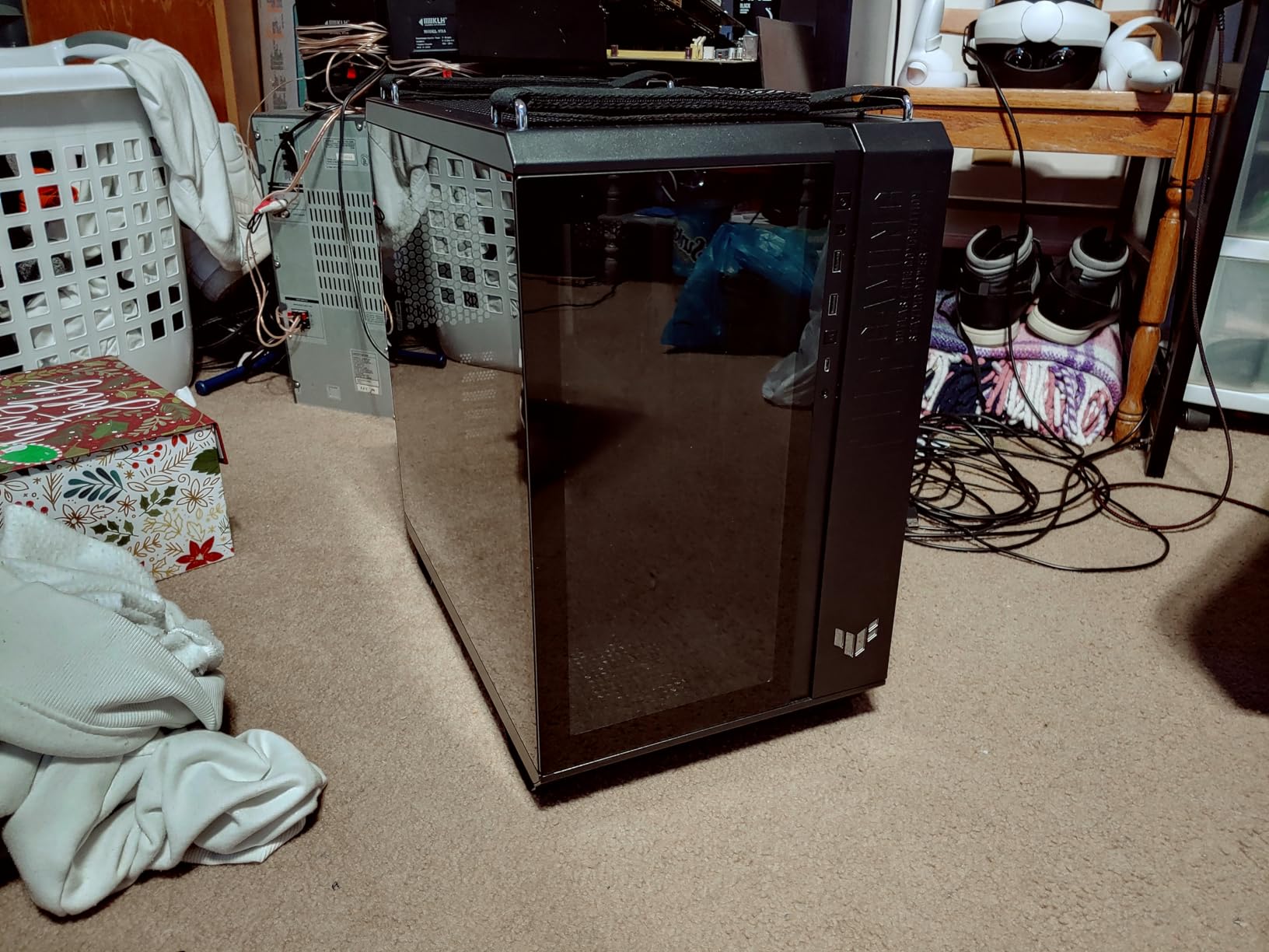 ASUS TUF Gaming GT502 ATX Full Tower PC Case, Dual Chamber, Tool-Free Side Panel, Modular Design, 2-Way GPU Mounting Compatible, 360mm and 280mm Radiator Compatible, 2 Year Warranty customer photo 2