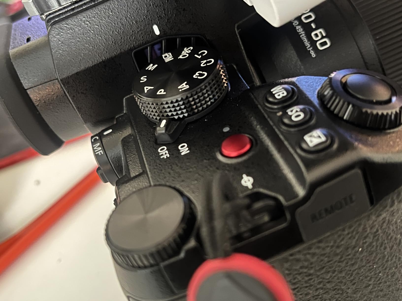 LUMIX S5II Mirrorless Camera, 24.2MP Full-Frame with Phase Hybrid AF, New Active I.S. Technology, Unlimited 4:2:2 10-Bit Recording with 20-60mm F3.5-5.6 L Mount Lens, DC-S5M2KK, Black customer photo 2