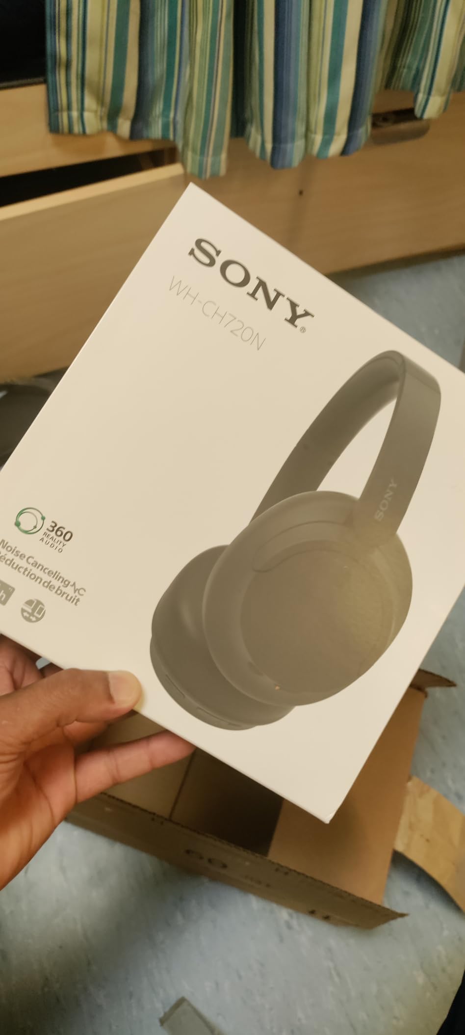 Sony WH-CH720N Noise Canceling Wireless Headphones Bluetooth Over-The-Ear Headset with Alexa Built-in customer photo 2