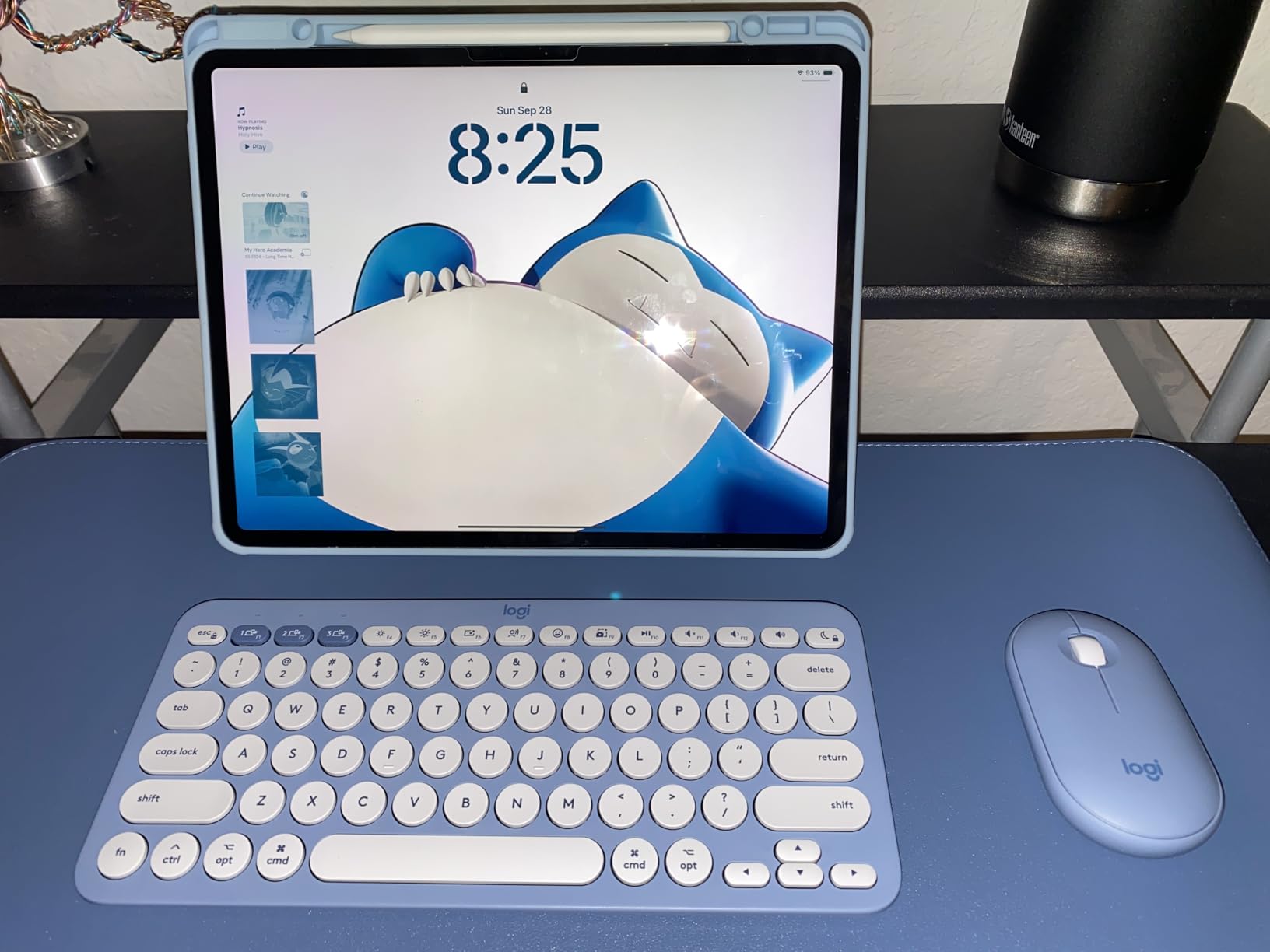 Logitech Pebble 2 Compact Wireless Keyboard and Mouse for Mac, iPad - White | Slim, quiet, portable, customizable, Bluetooth, connect up to 3 Apple devices via Easy-Switch buttons, for Mac, macOS, iPadOS customer photo 1