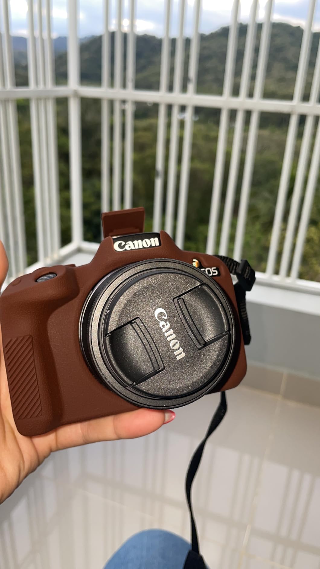 Canon EOS R50 Mirrorless Camera RF-S18-45mm F4.5-6.3 is STM Lens Kit, 24.2 Megapixel CMOS (APS-C) Sensor, 4K Video, Hybrid Camera, Photo and Video, Vlogging, Content Creator, RF Mount, White customer photo 2