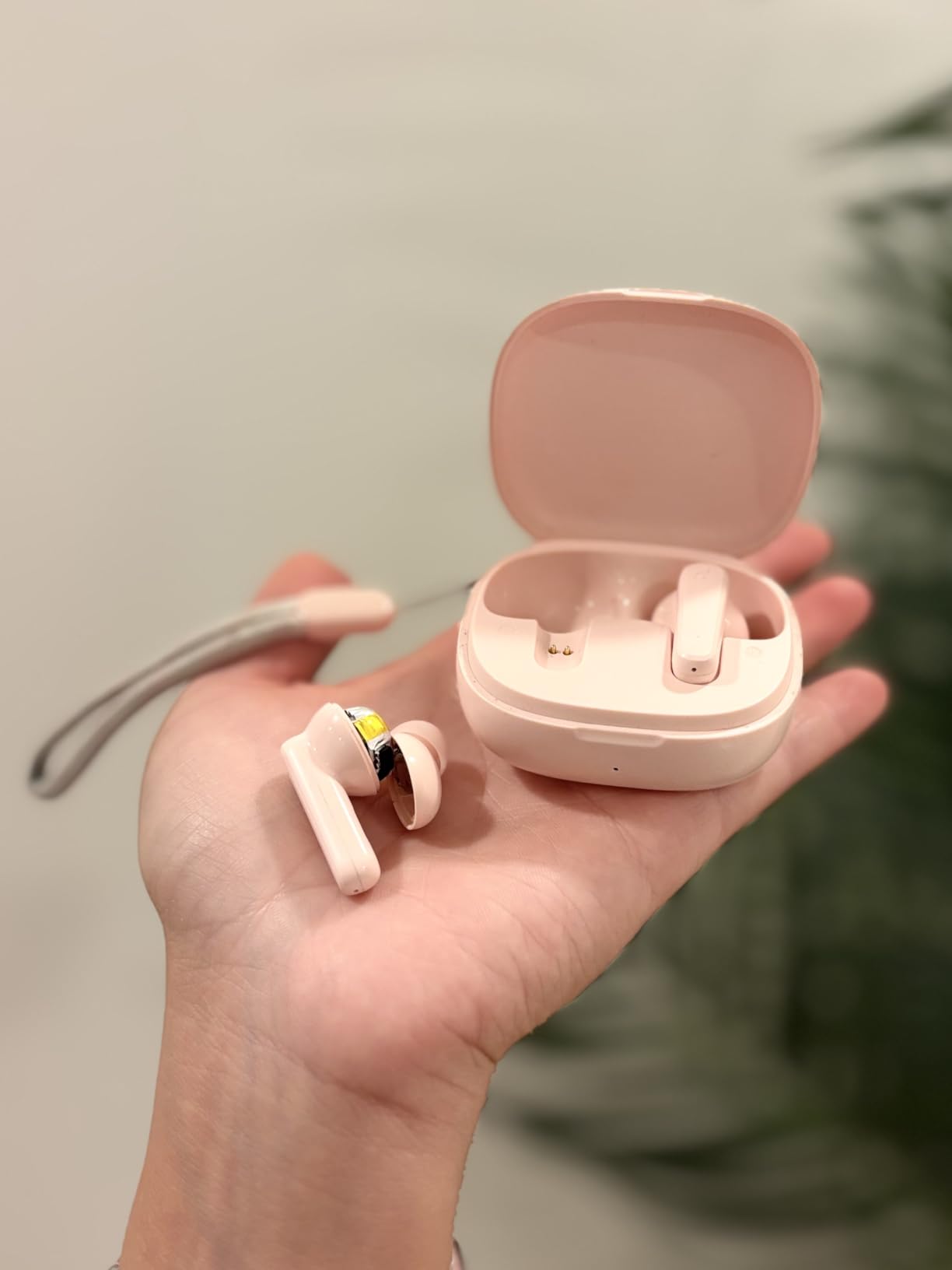 Soundcore by Anker P20i True Wireless Earbuds, with Big Bass, 30H Playtime | Bluetooth 5.3, Water-Resistant, 2 Mics for AI Clear Calls, 22 Preset EQs, Customization via App customer photo 2