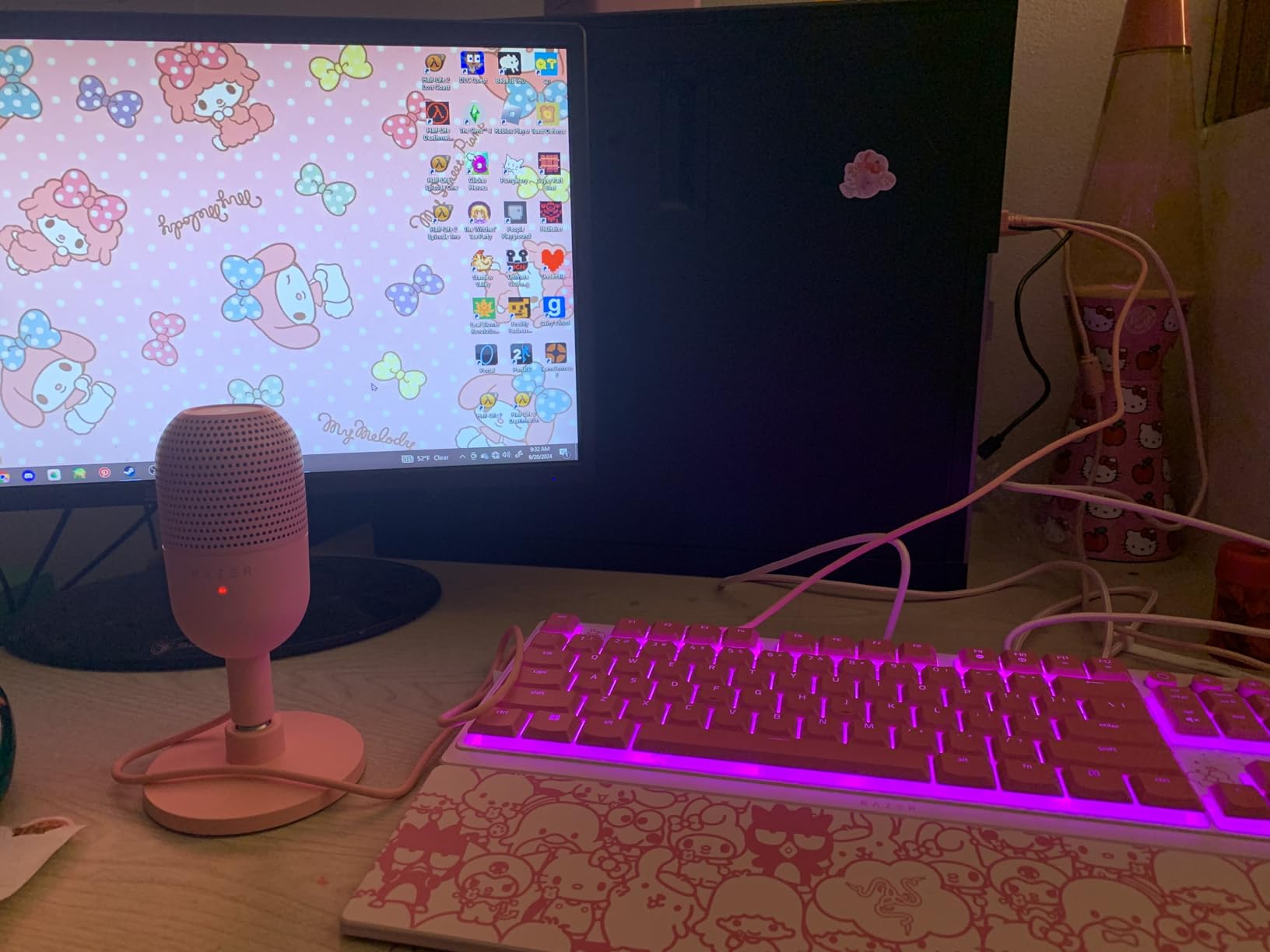 Razer Ornata V3 TKL Gaming Keyboard, Low-Profile Keys, Black | Mecha-Membrane Switches, UV-Coated Keycaps, Backlit Media Keys, 8-Zone RGB Lighting, Spill-Resistant, Magnetic Wrist Rest customer photo 1