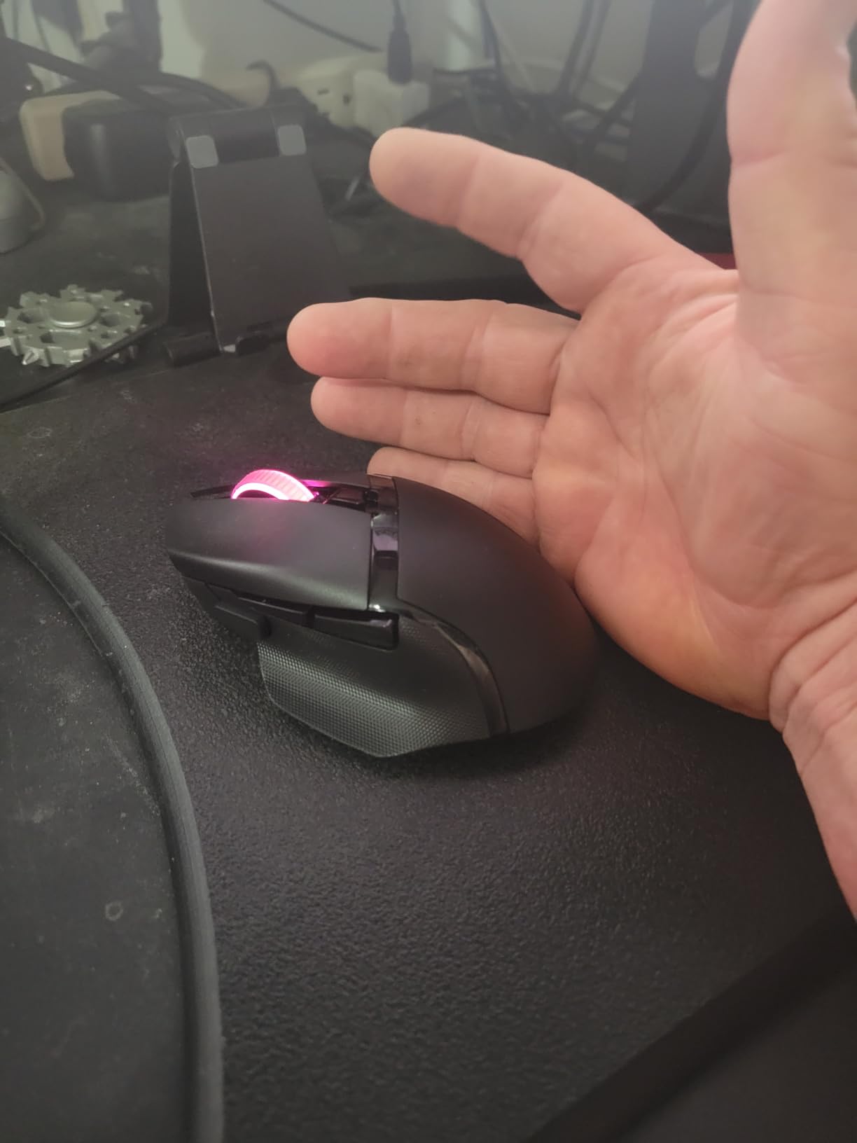 Razer Basilisk V3 X HyperSpeed Customizable Wireless Gaming Mouse, Black | Mechanical Switches Gen-2, 5G Advanced 18K Optical Sensor, Chroma RGB, 9 Programmable Controls, 285 Hr Battery customer photo 2