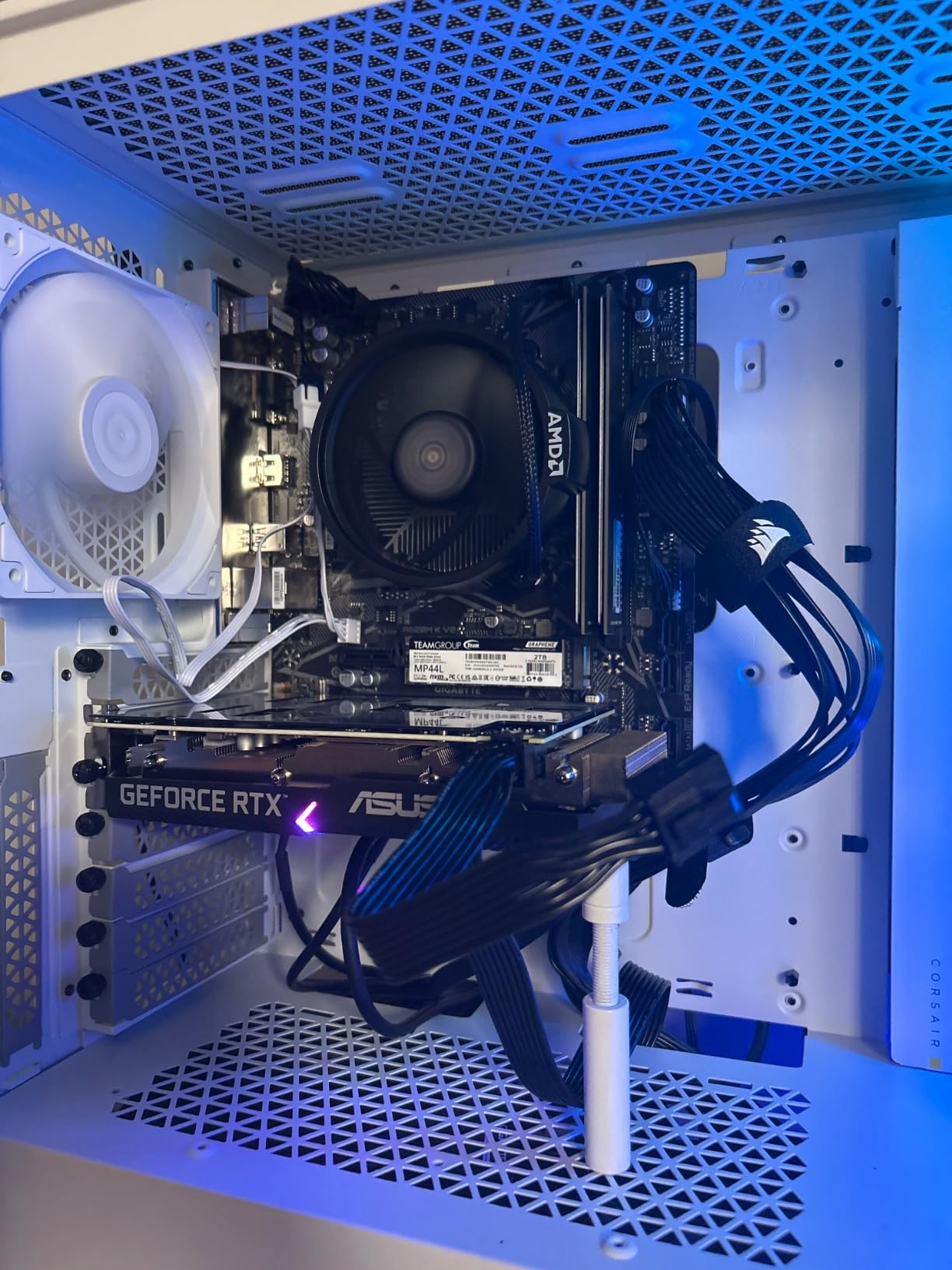 Gigabyte A520M K V2 Motherboard (AM4/2xDDR4/HDMI/D-Sub/M.2/USB 3.2) customer photo 1