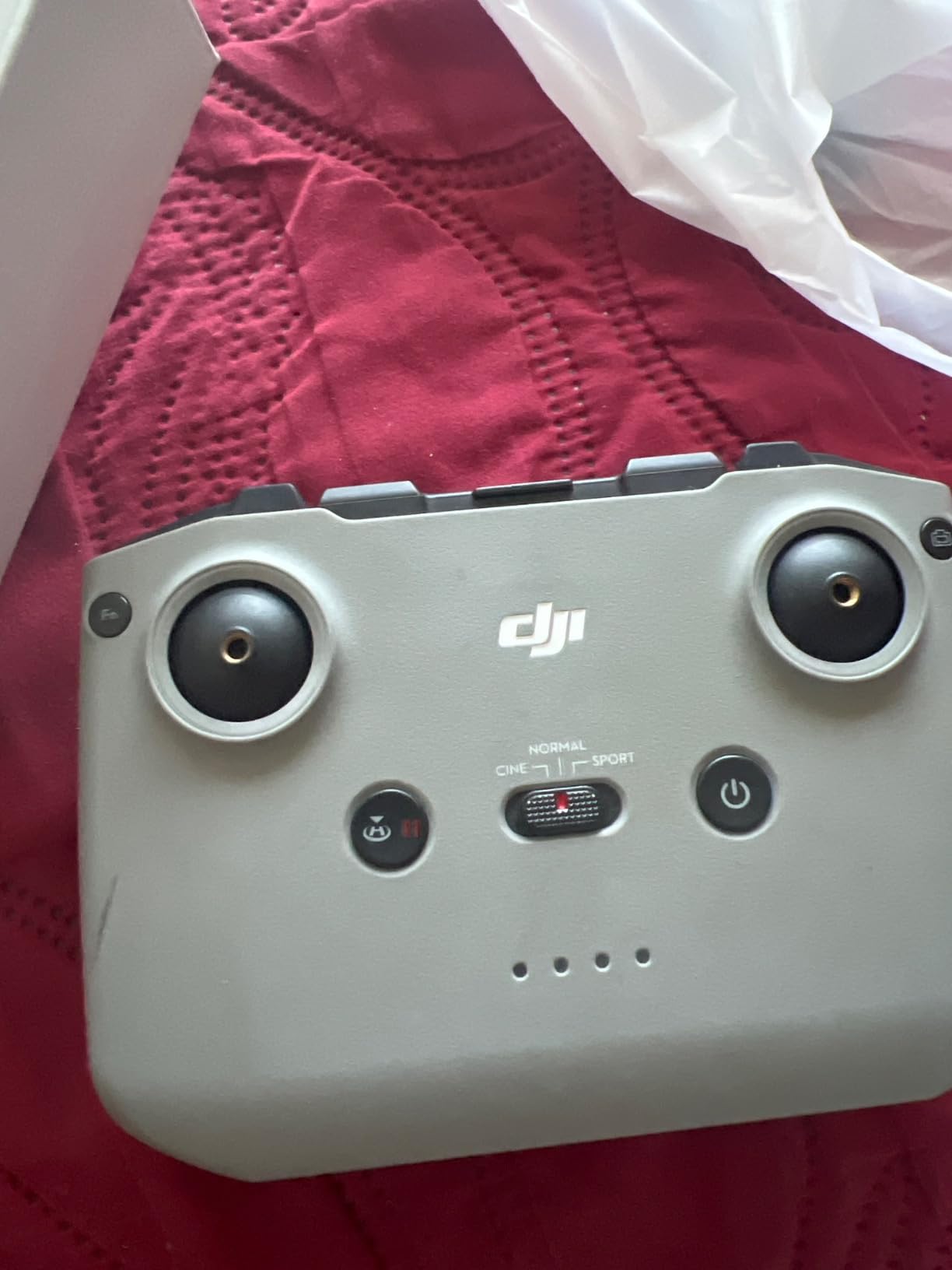 DJI Mavic 3 Pro with RC, Flagship Triple-Camera Drone with 4/3 CMOS Hasselblad 4K Camera, 43-Min Flight Time, 15km HD Video Transmission, FAA Remote ID Compliant, for Adults, Black customer photo 2