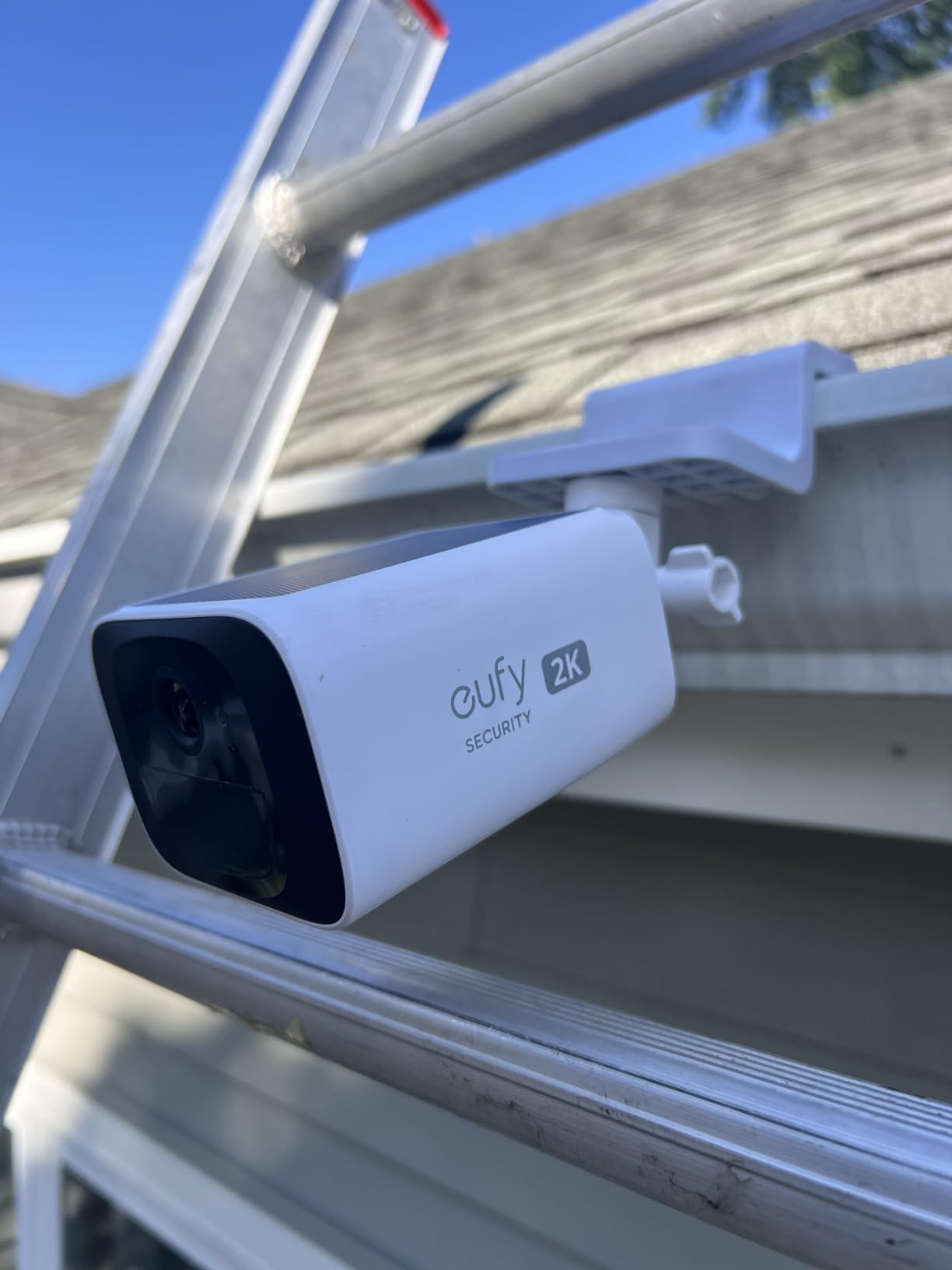 eufy Security SoloCam S220, Solar Security Camera, Wireless Camera Outdoor | 2K Resolution, Continuous Power, Built-in 8GB, No Subscription, HomeBase 3 Compatible, for Outdoor Surveillance customer photo 2