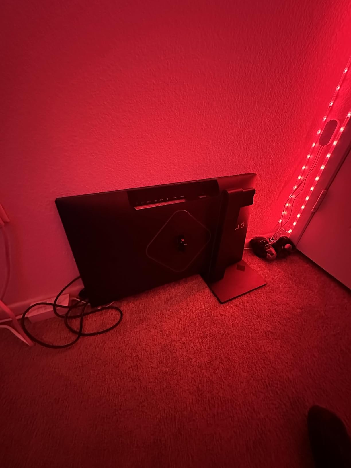 HP OMEN 27k UHD 144Hz Gaming Monitor, 4K UHD Display (3840 x 2160), IPS Panel, 99% sRGB, 95% DCI-P3, 16:9, OMEN Gaming Hub, 27k (2023) customer photo 1