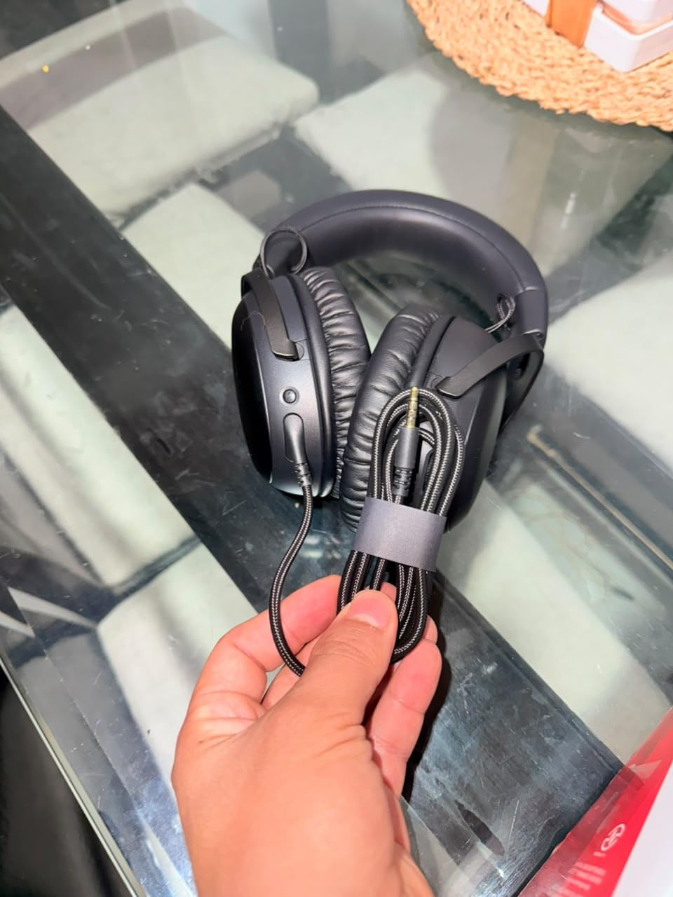 HyperX Cloud III - Wired Gaming Headset, PC, PS5, Xbox Series X|S, Angled 53mm Drivers, Spatial Audio, Memory Foam, Durable Frame, Ultra-Clear 10mm Mic, USB-C, USB-A, 3.5mm - Black customer photo 1